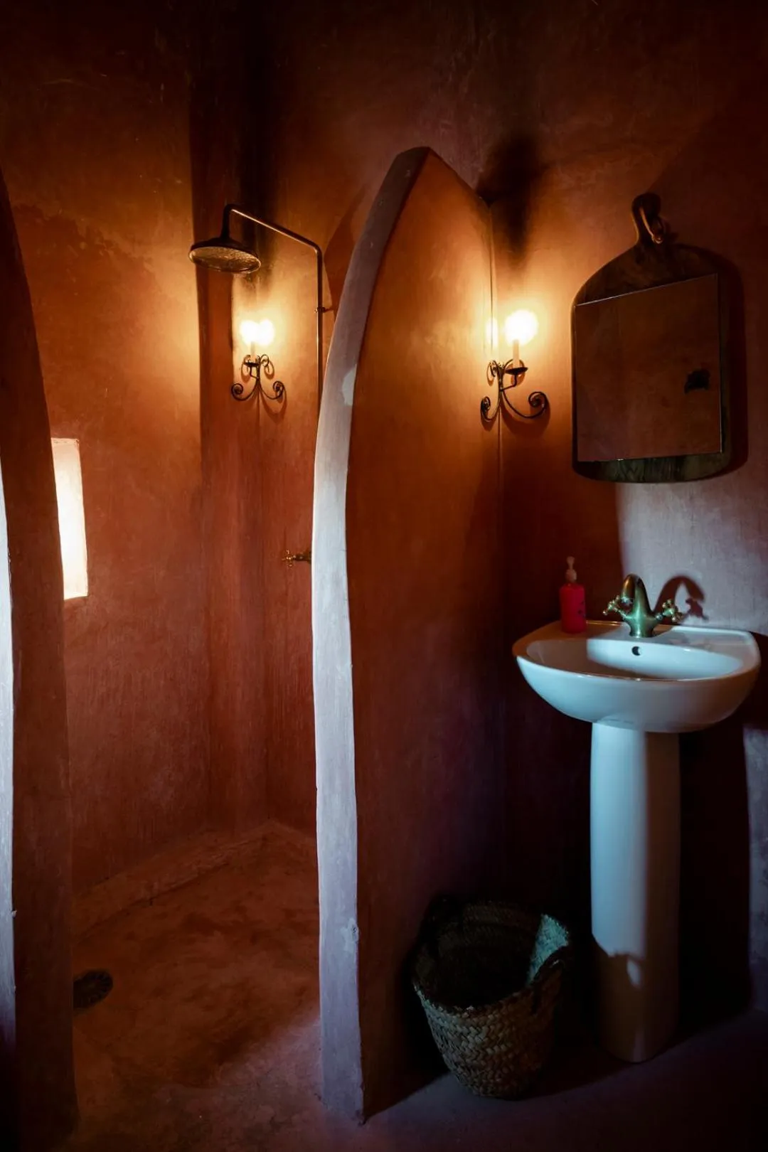 Bathroom in Kasbah Tebi