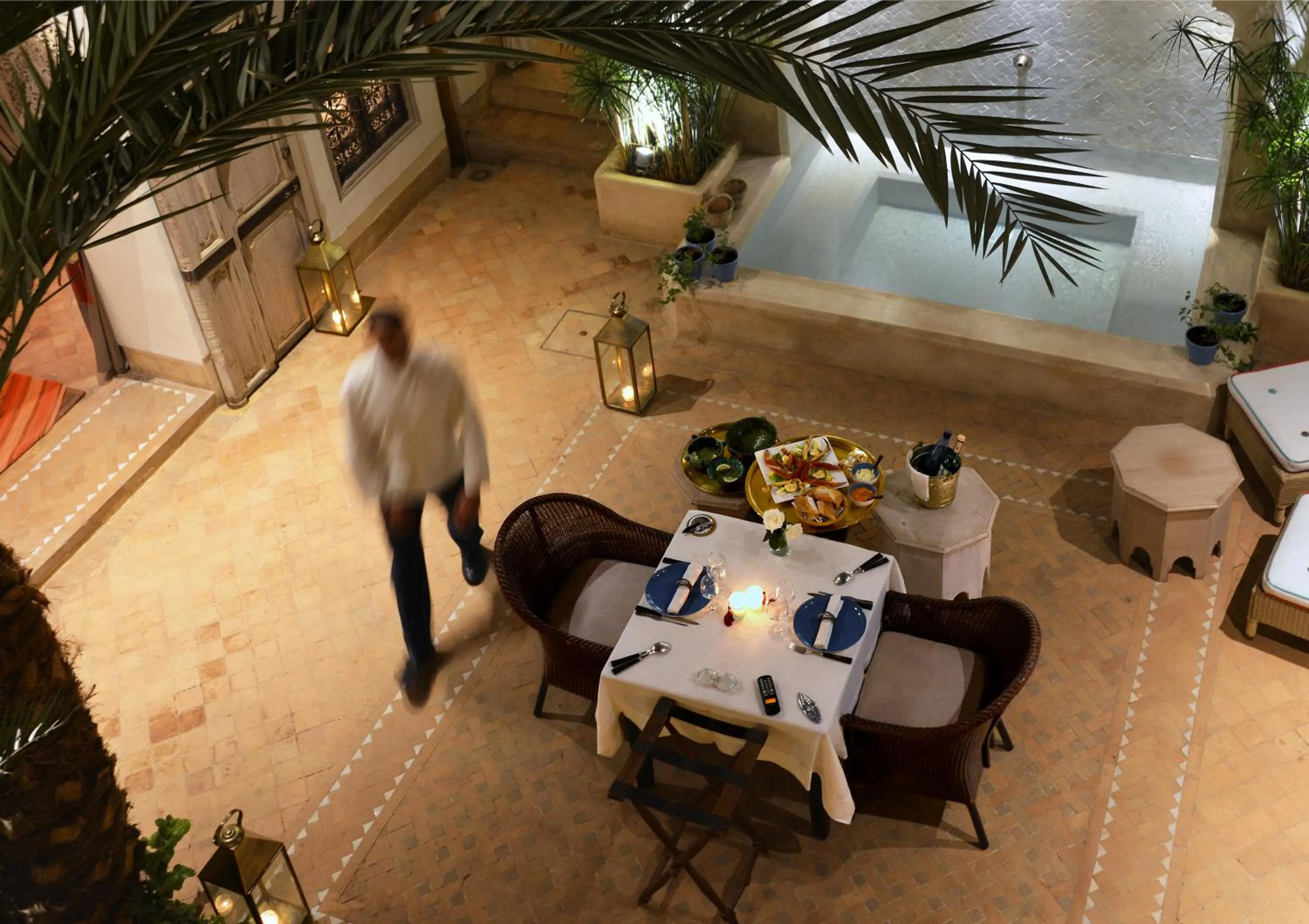 Swimming pool in Dar Housnia