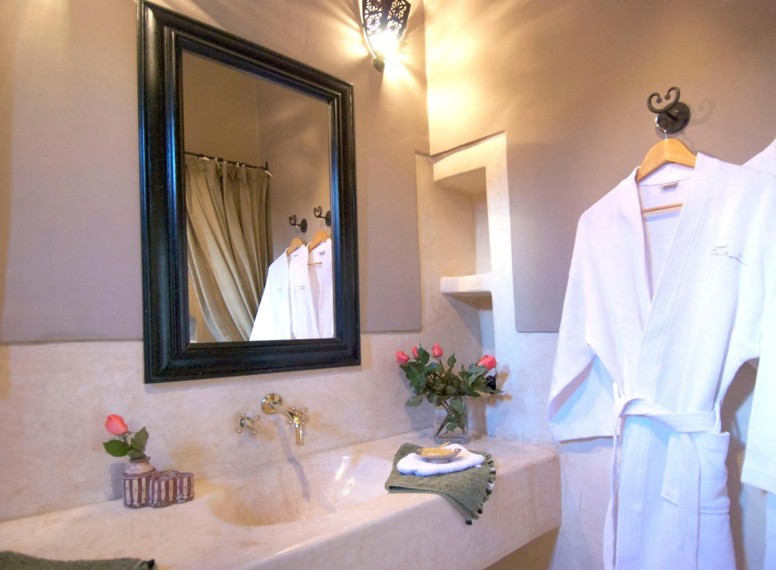 Bathroom in Dar Housnia