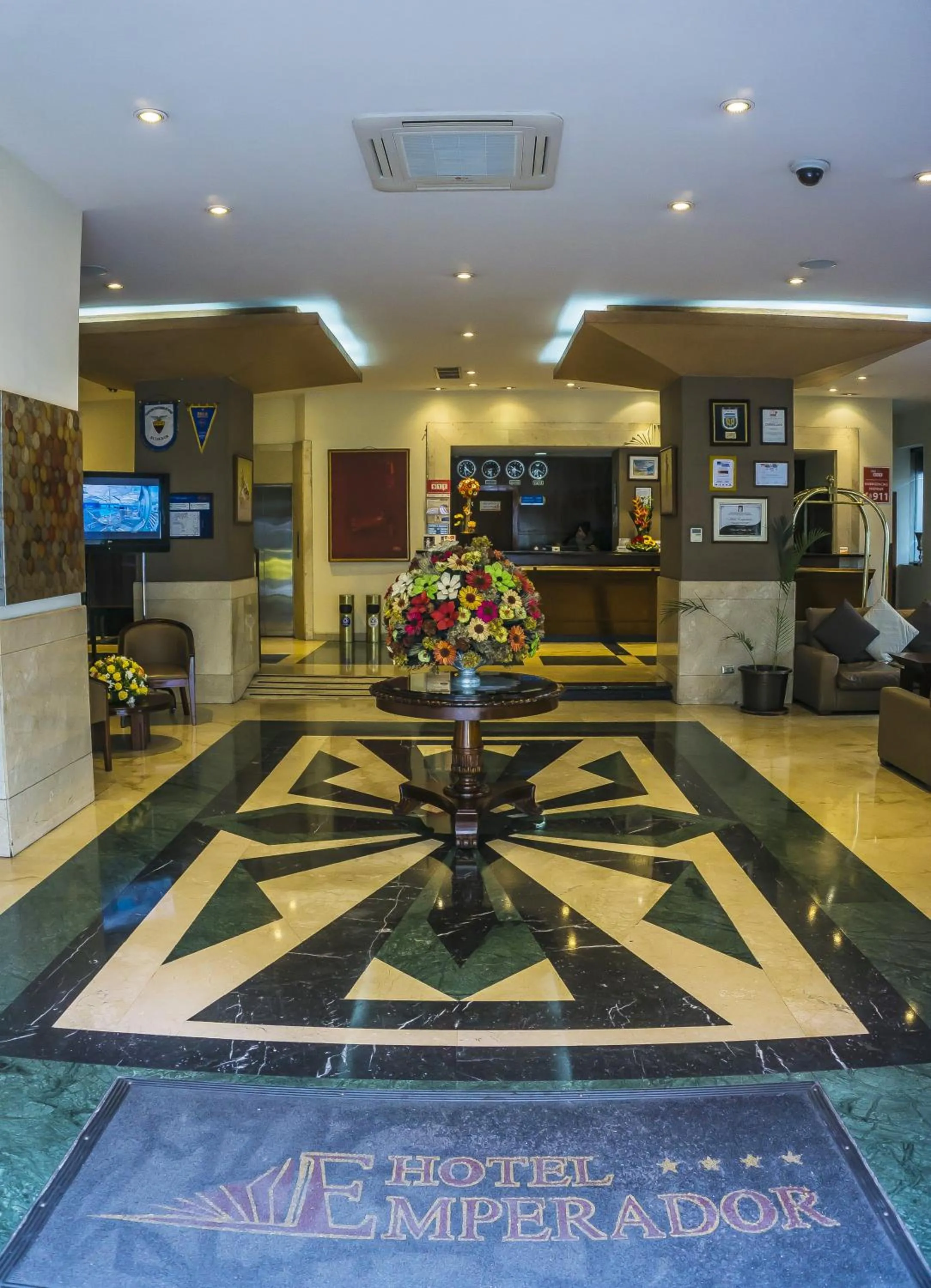 Hotel Emperador