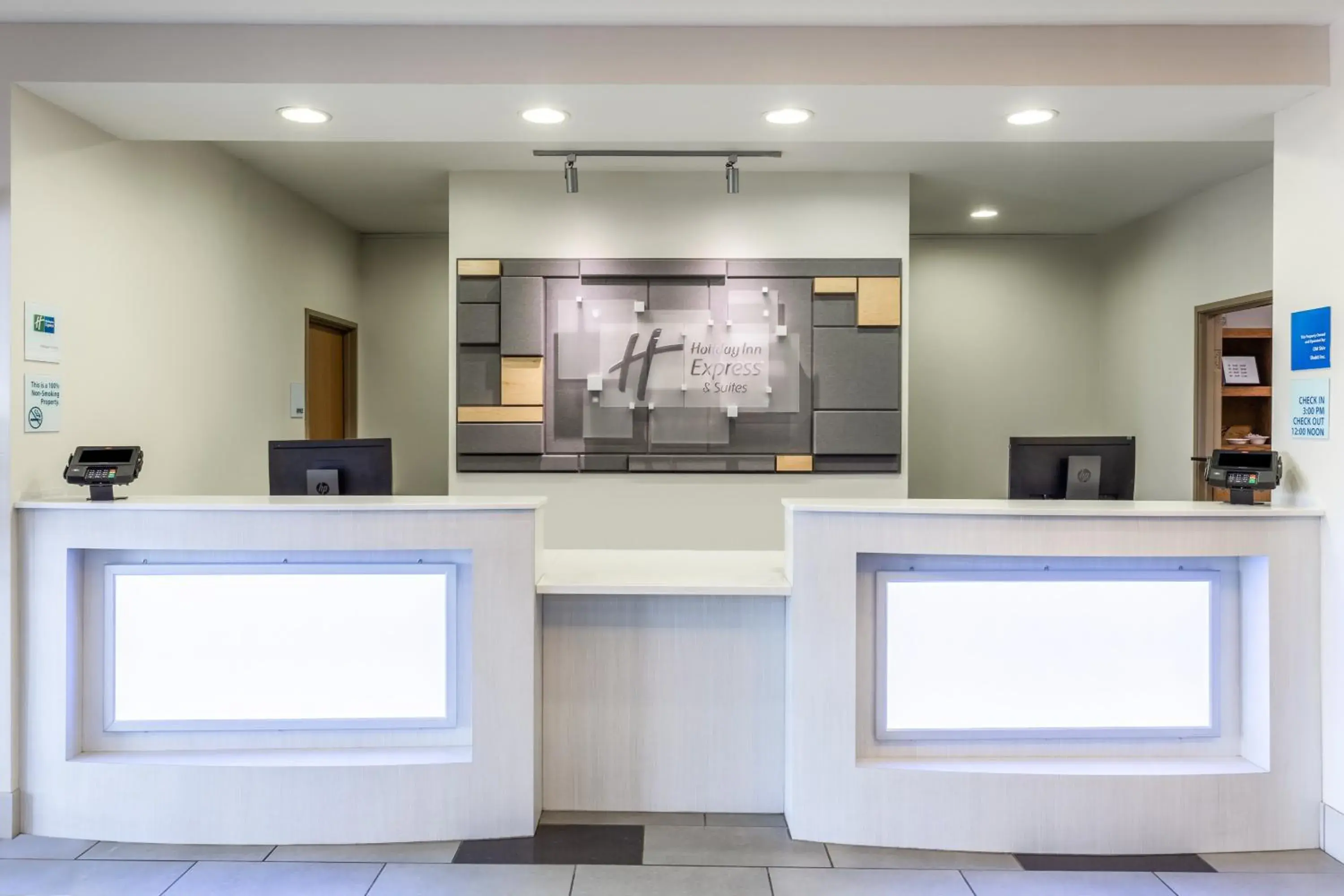 Property building in Holiday Inn Express - Albert Lea by IHG Property building in Holiday Inn Express - Albert Lea by IHG