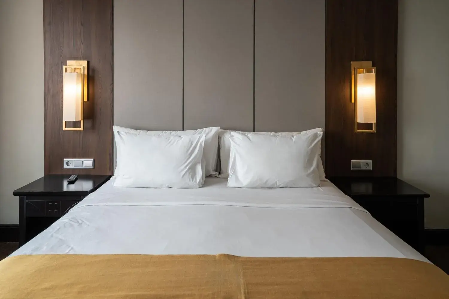 Bedroom, Bed in The Acacia Hotel Jakarta Bedroom, Bed in The Acacia Hotel Jakarta