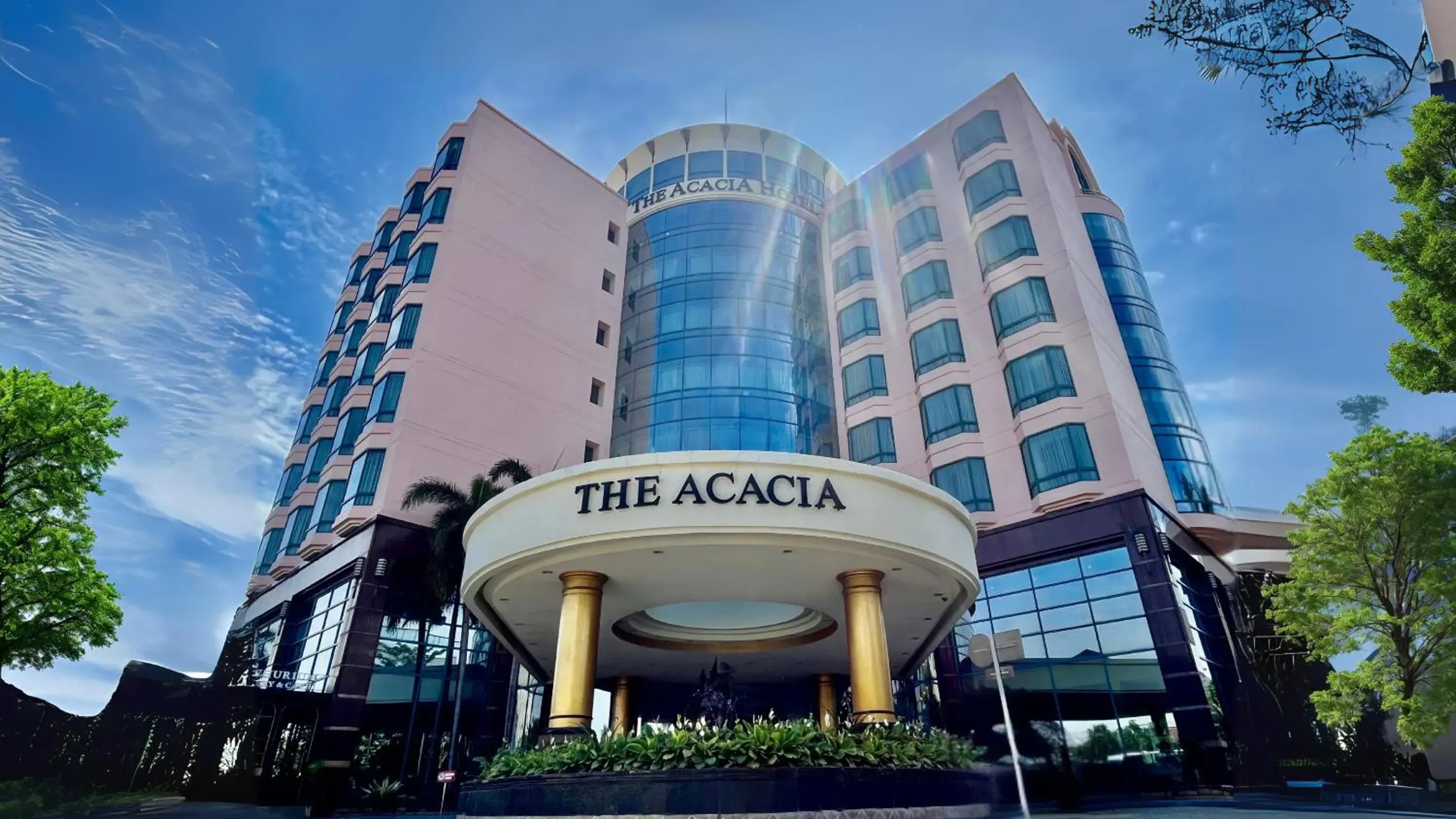 Property building in The Acacia Hotel Jakarta Property building in The Acacia Hotel Jakarta