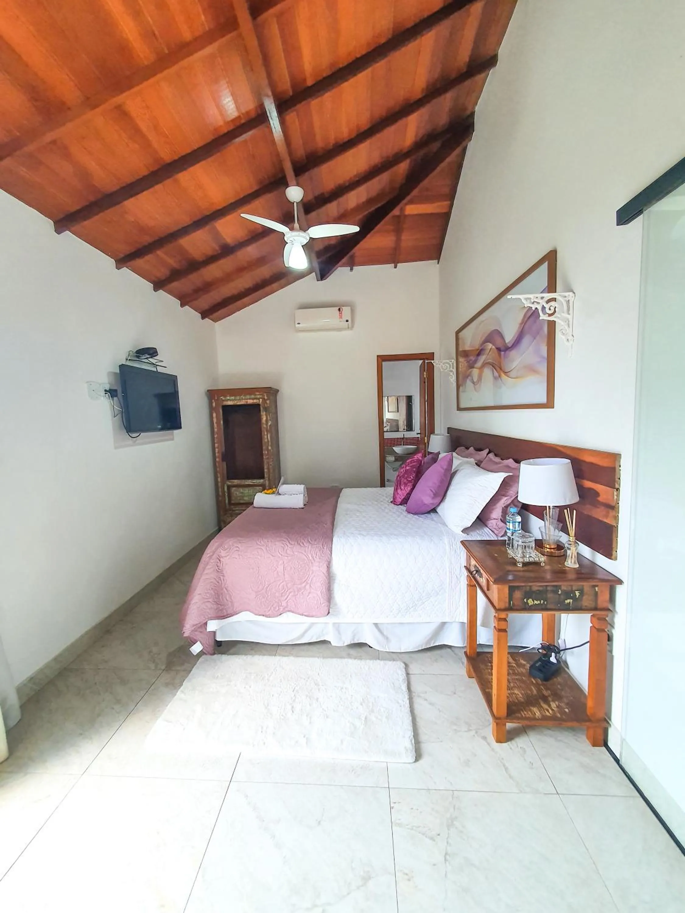 minibar, Bed in Star Búzios Pousada