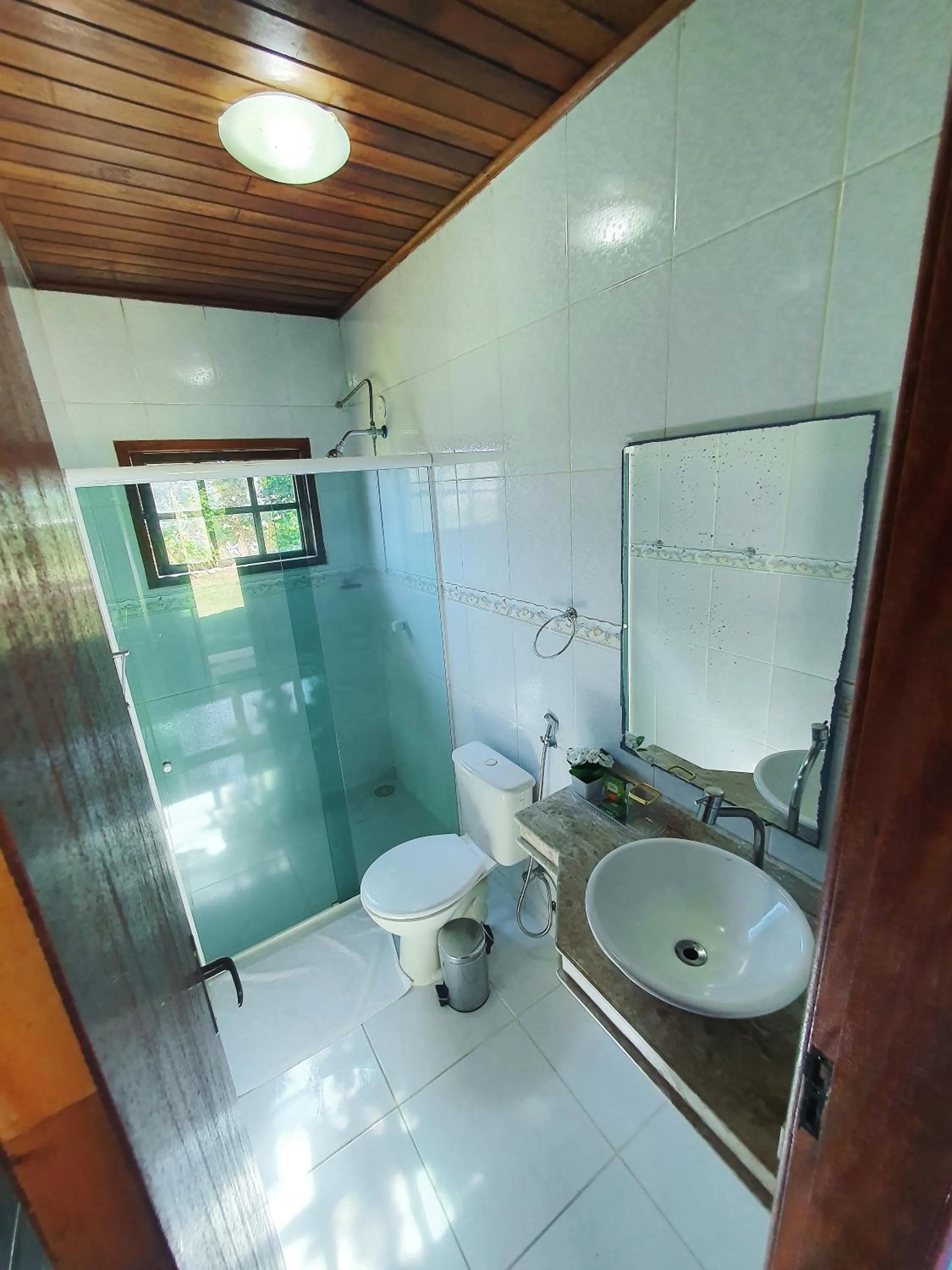 Shower in Star Búzios Pousada