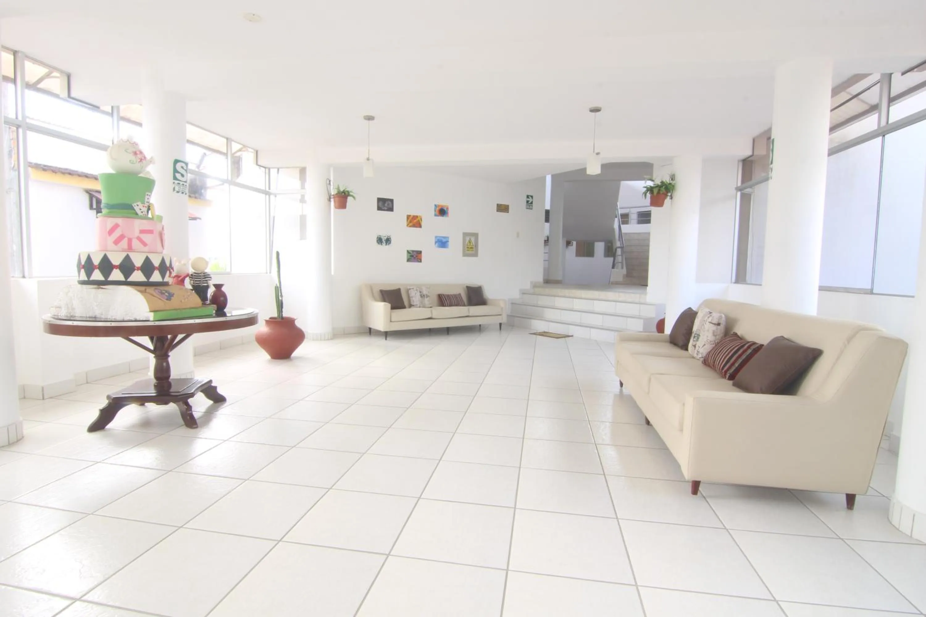 Seating area in Hotel Rio Mayo
