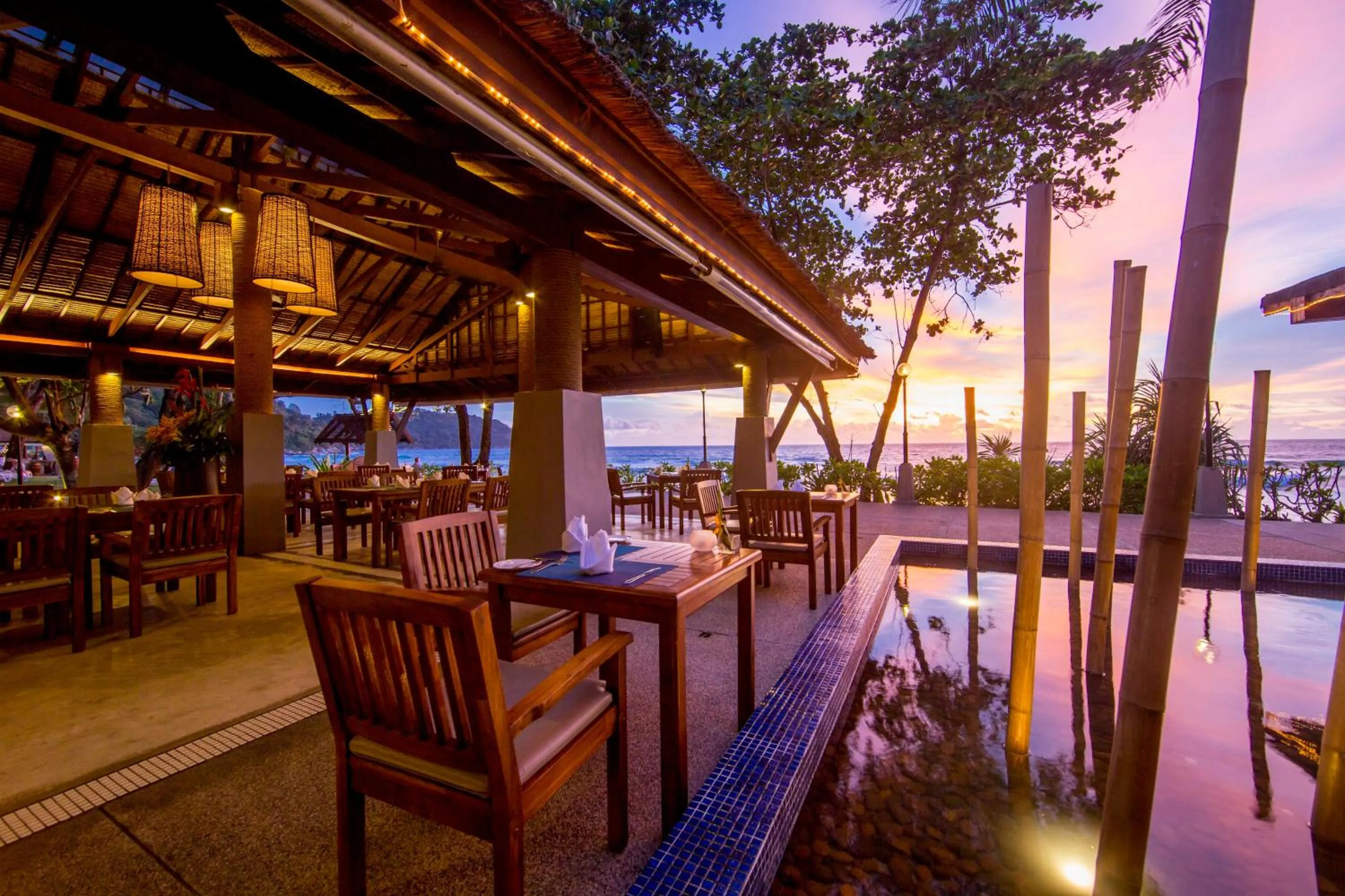 Restaurant/places to eat in Katathani Phuket Beach Resort - SHA Extra Plus