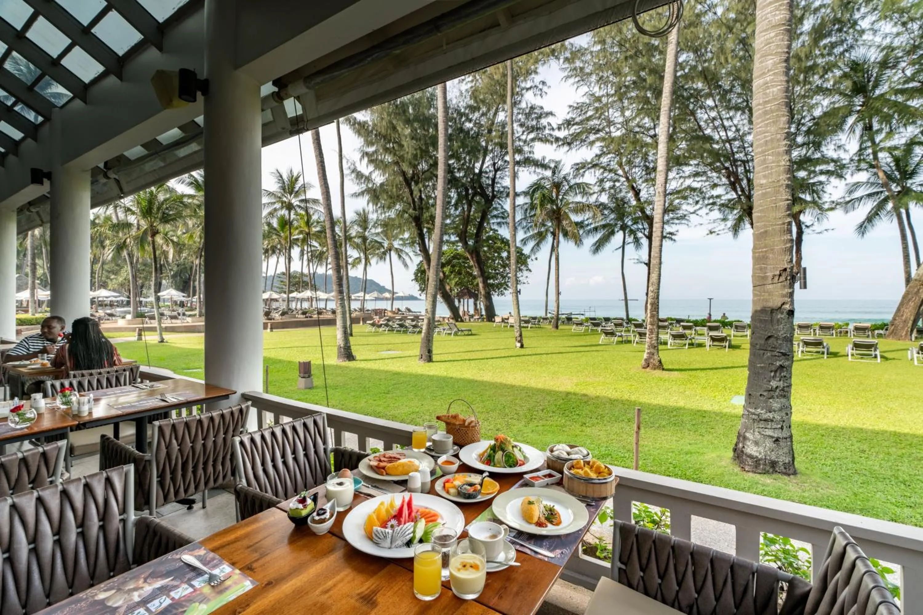 Restaurant/places to eat in Katathani Phuket Beach Resort - SHA Extra Plus