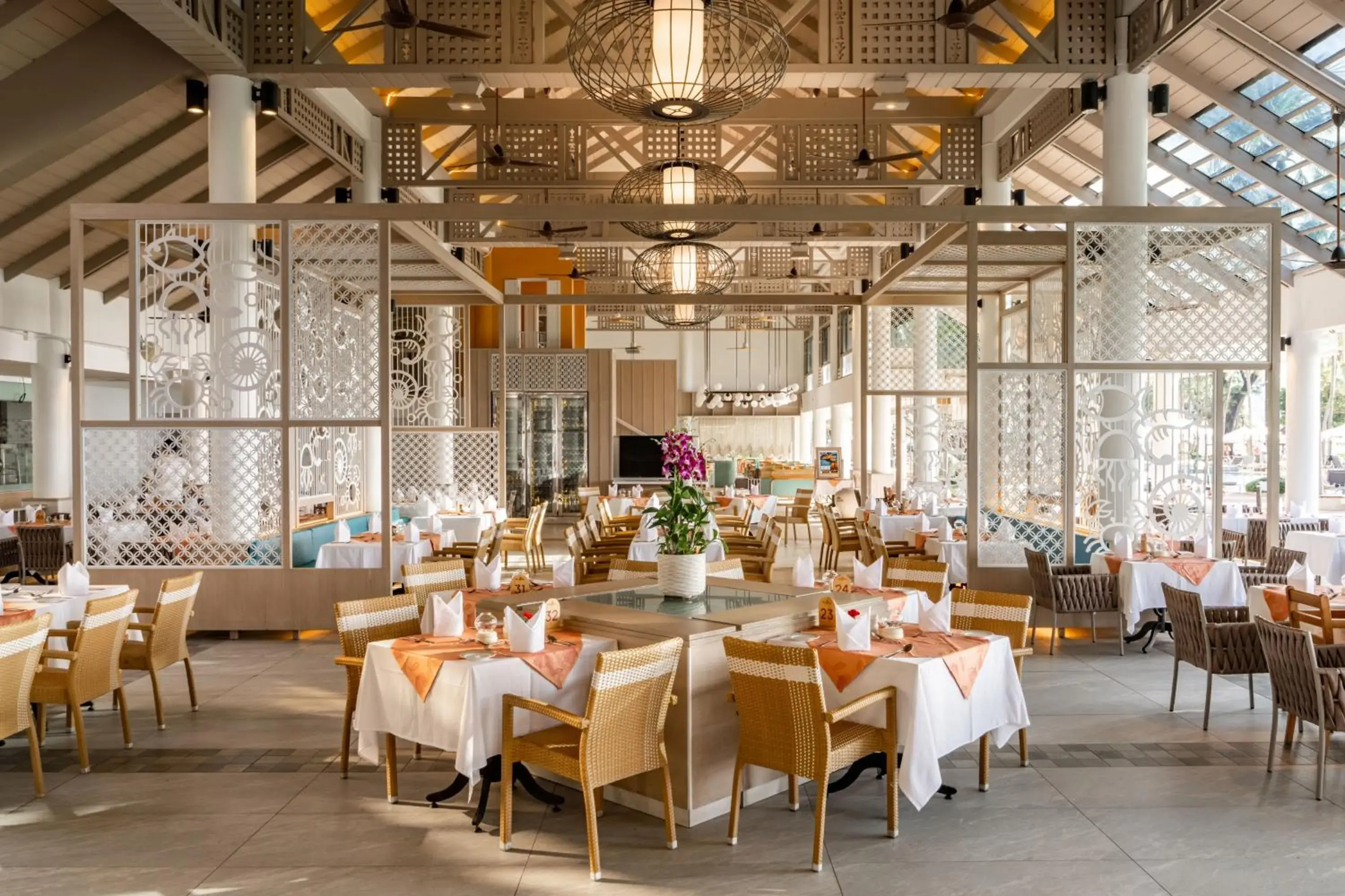 Restaurant/places to eat in Katathani Phuket Beach Resort - SHA Extra Plus Restaurant/places to eat in Katathani Phuket Beach Resort - SHA Extra Plus