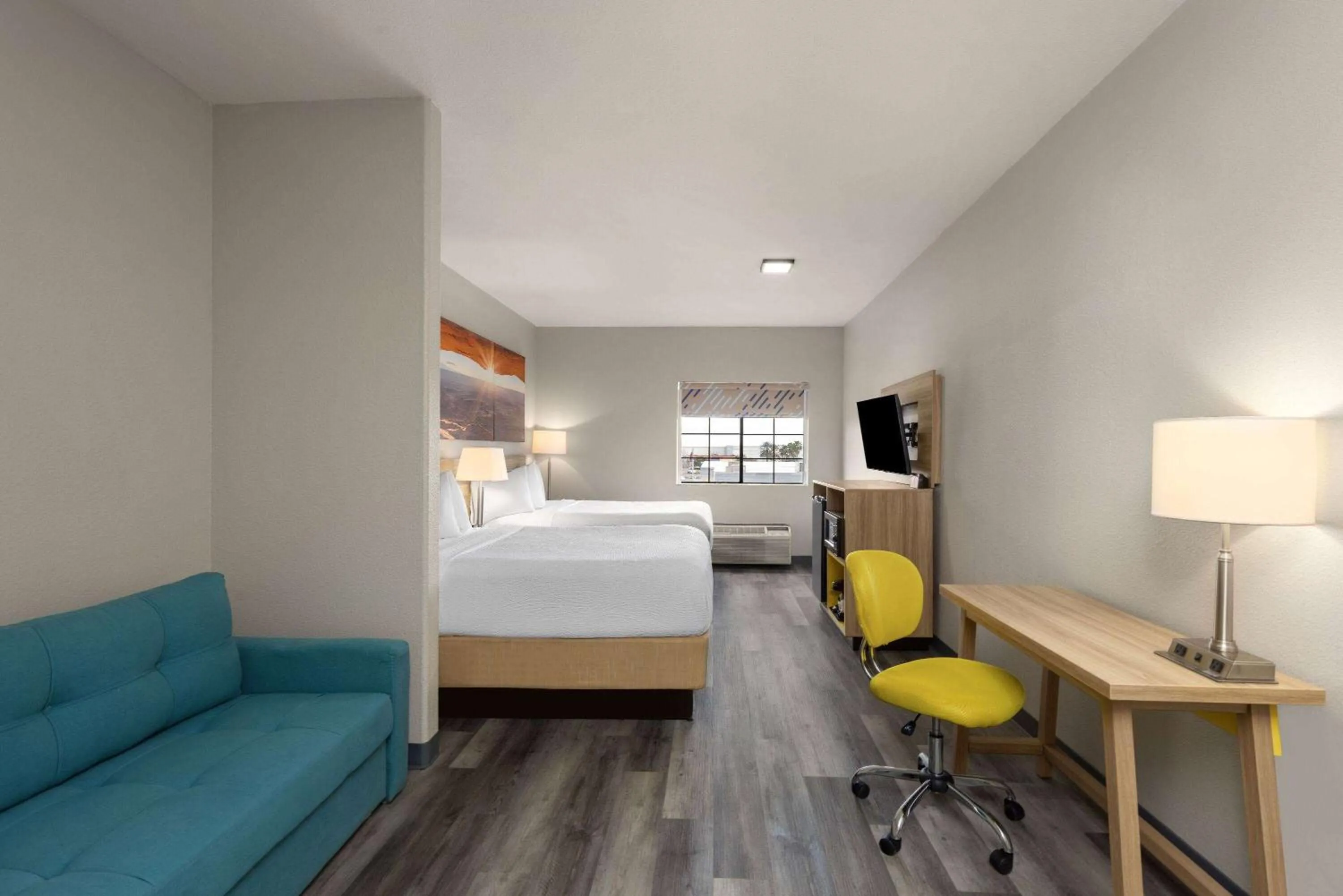 Bed in Days Inn & Suites by Wyndham Tucson/Marana