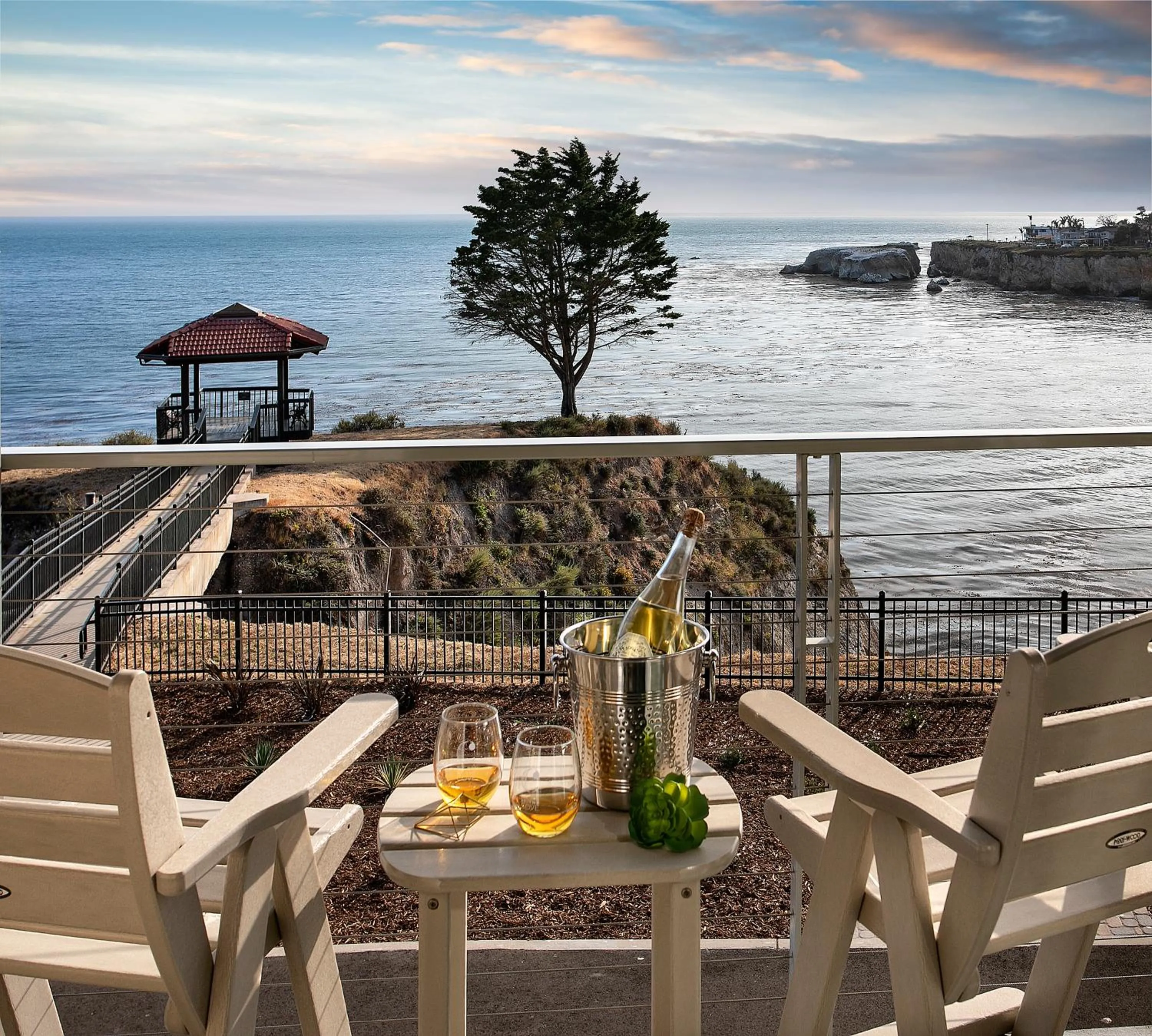 Patio in Inn at the Cove