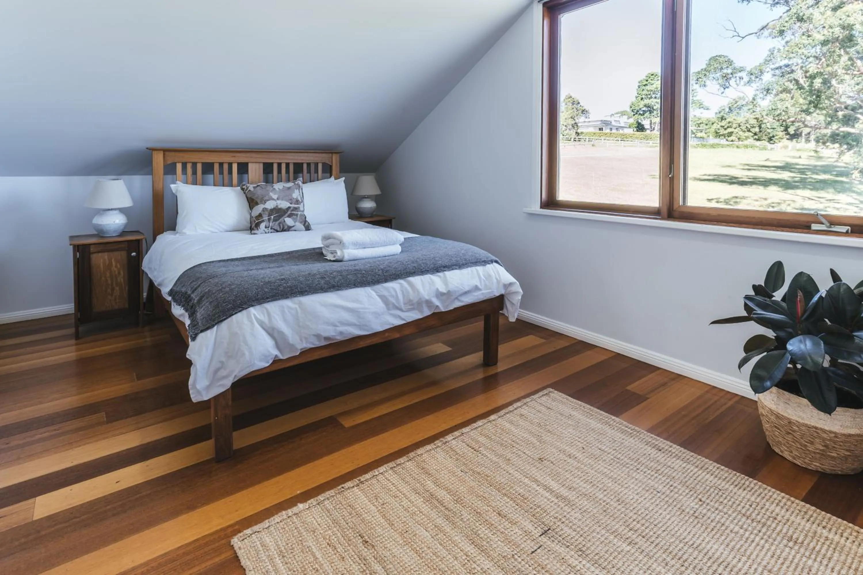 Bed in Worrowing Jervis Bay
