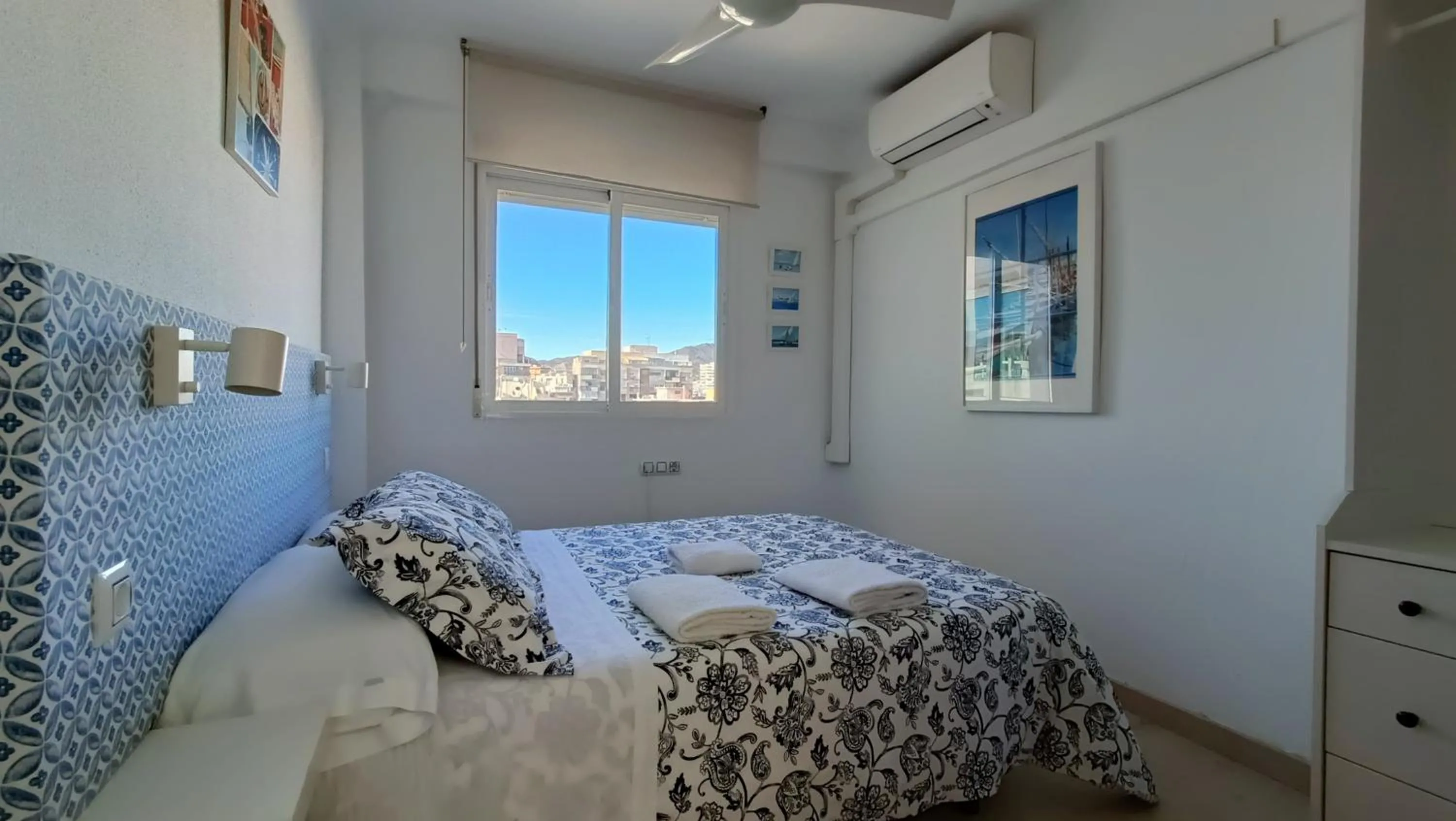 Bed in Torre del Carmen Malaga