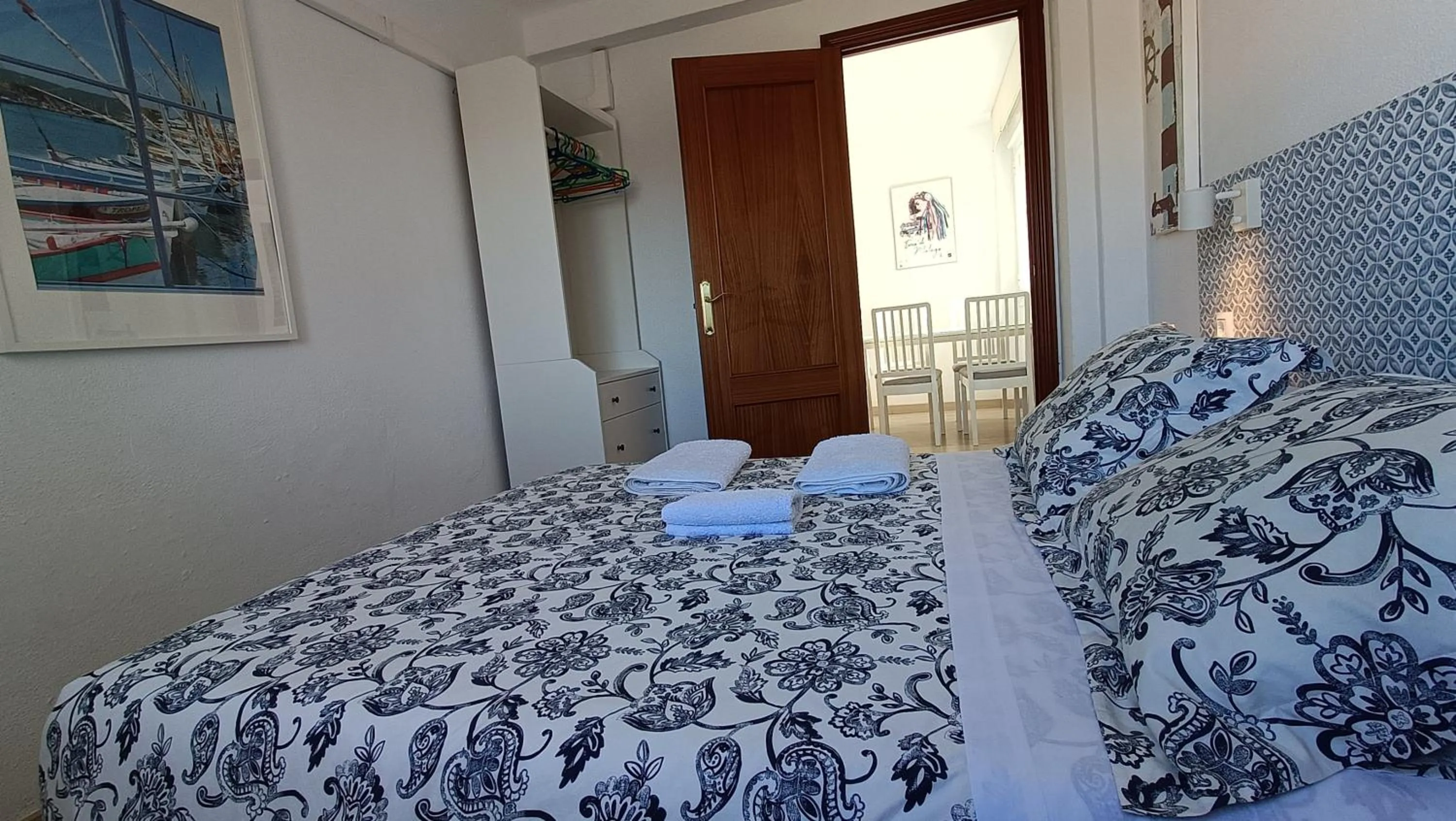 Bed in Torre del Carmen Malaga
