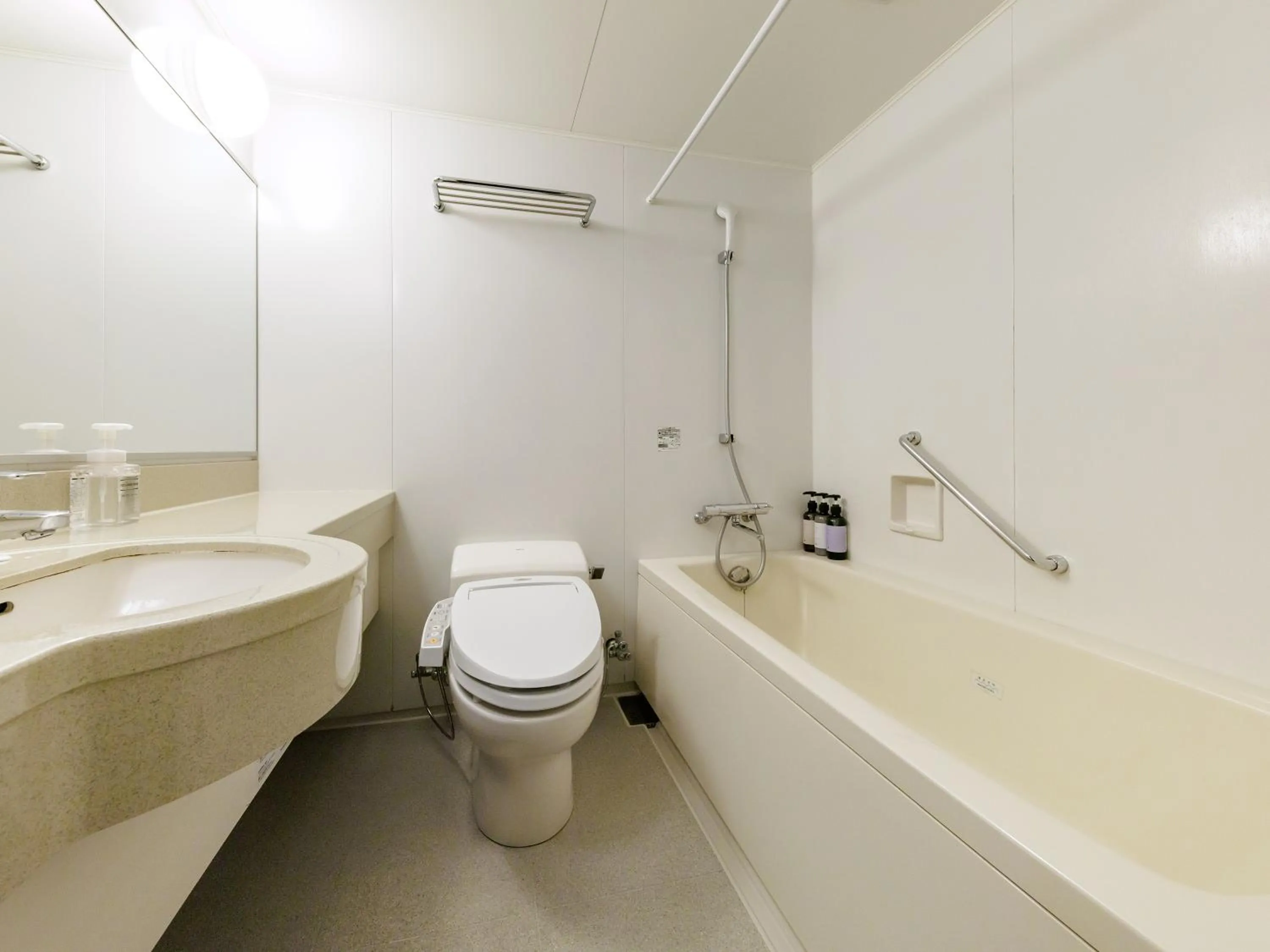 Bathroom in Nishitetsu Inn Kurosaki