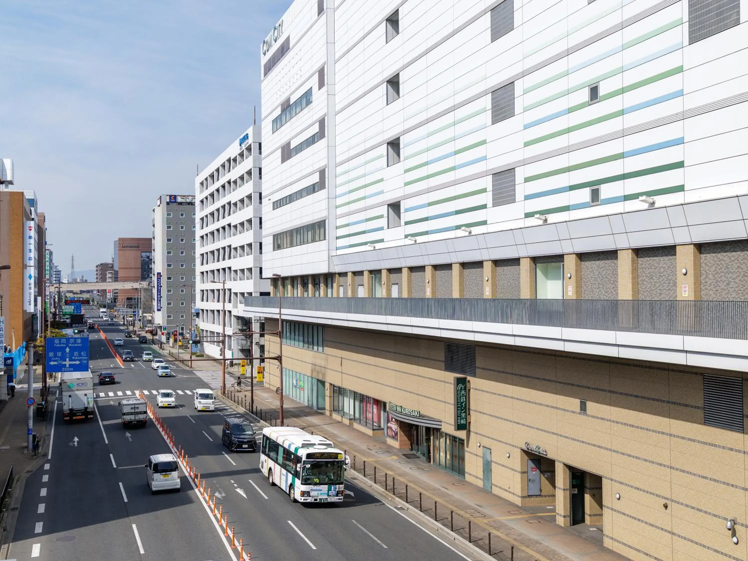 Property building in Nishitetsu Inn Kurosaki Property building in Nishitetsu Inn Kurosaki
