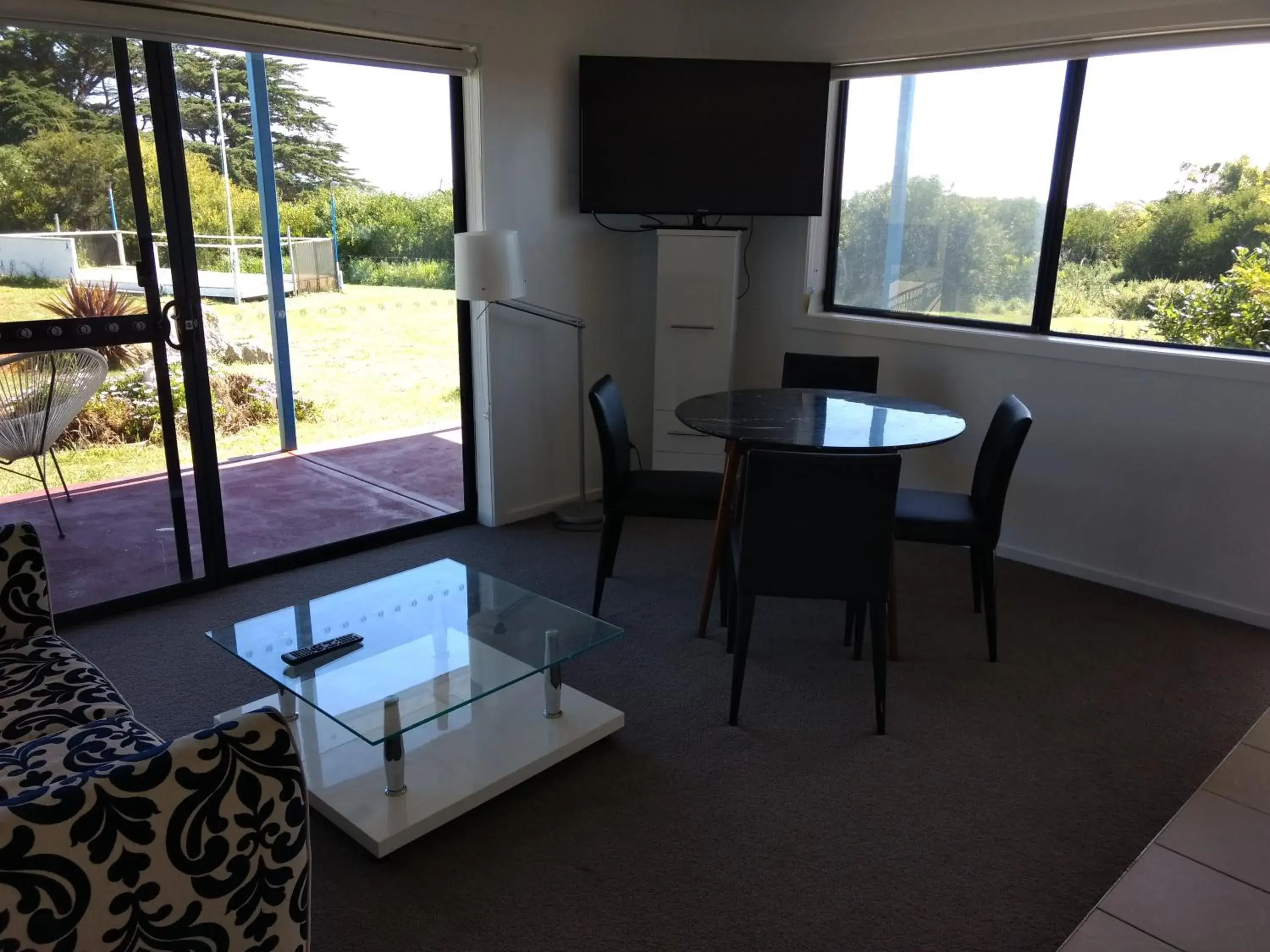 Activities in Diamond Island Resort, Restaurant & Bar and Penguin Show Activities in Diamond Island Resort, Restaurant & Bar and Penguin Show