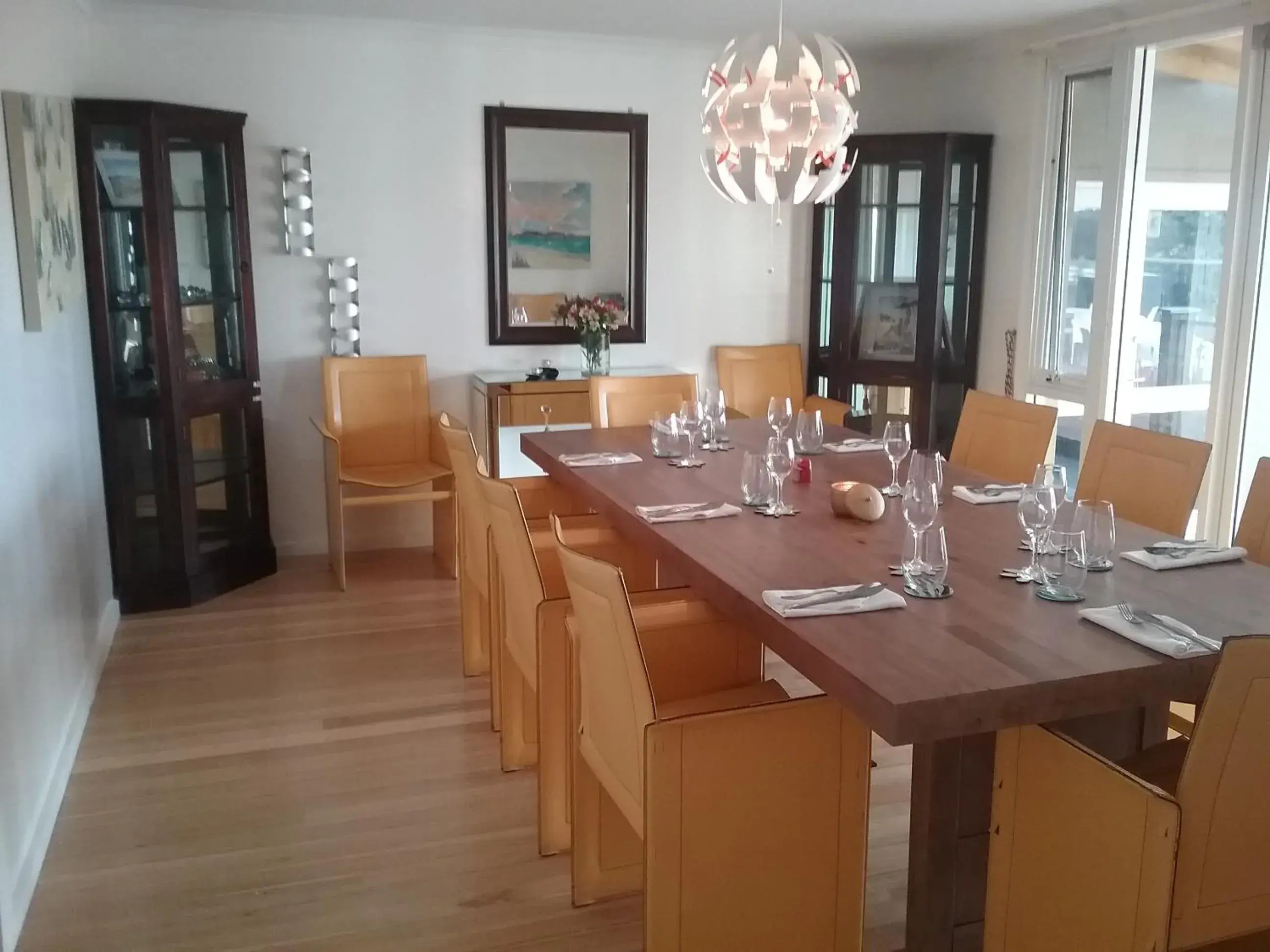 Food and drinks in Diamond Island Resort, Restaurant & Bar and Penguin Show Food and drinks in Diamond Island Resort, Restaurant & Bar and Penguin Show