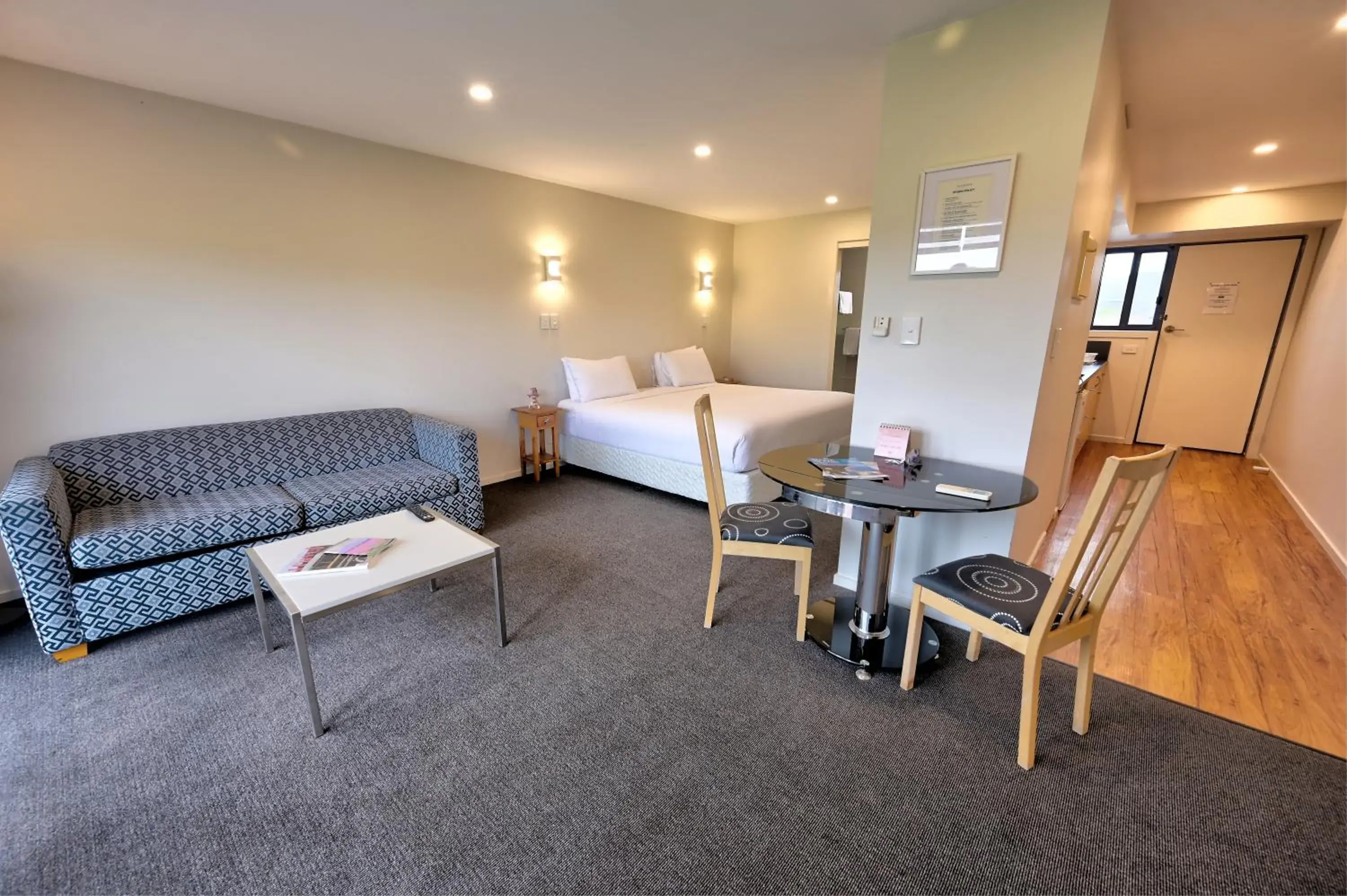 Bed in Diamond Island Resort, Restaurant & Bar and Penguin Show Bed in Diamond Island Resort, Restaurant & Bar and Penguin Show