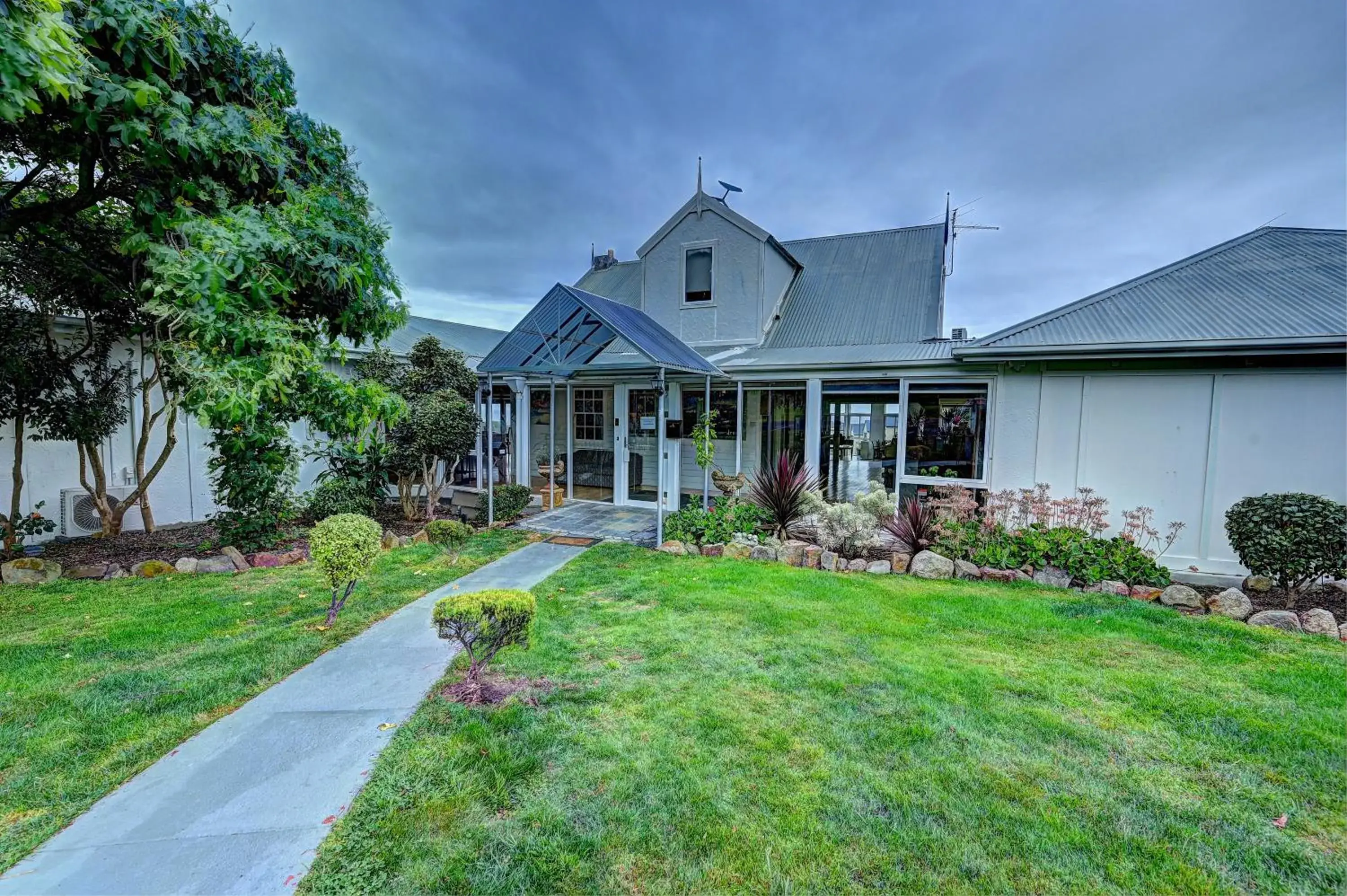 Property building in Diamond Island Resort, Restaurant & Bar and Penguin Show Property building in Diamond Island Resort, Restaurant & Bar and Penguin Show