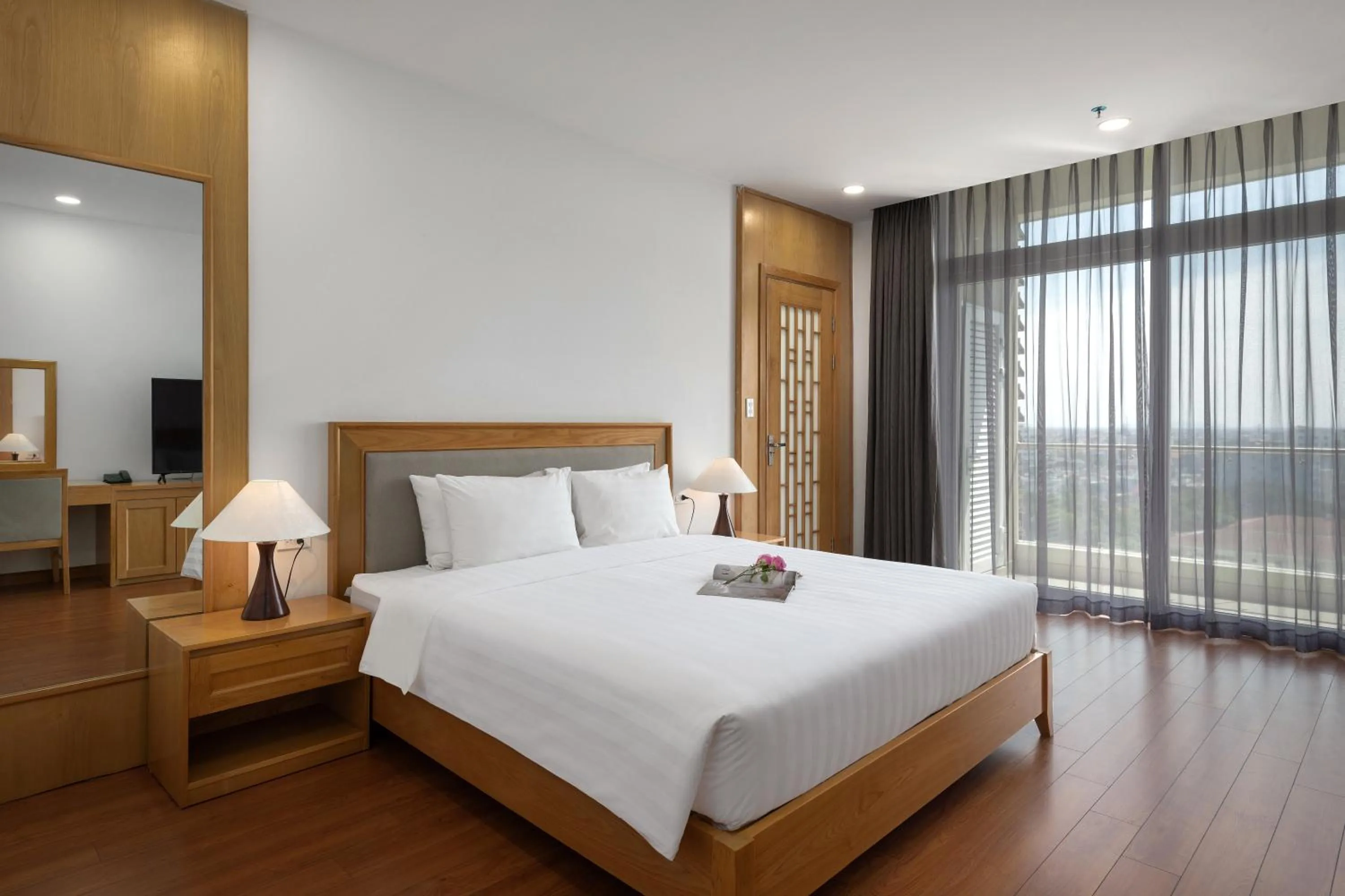 Bedroom, Bed in Sunflower Hotel & International Village