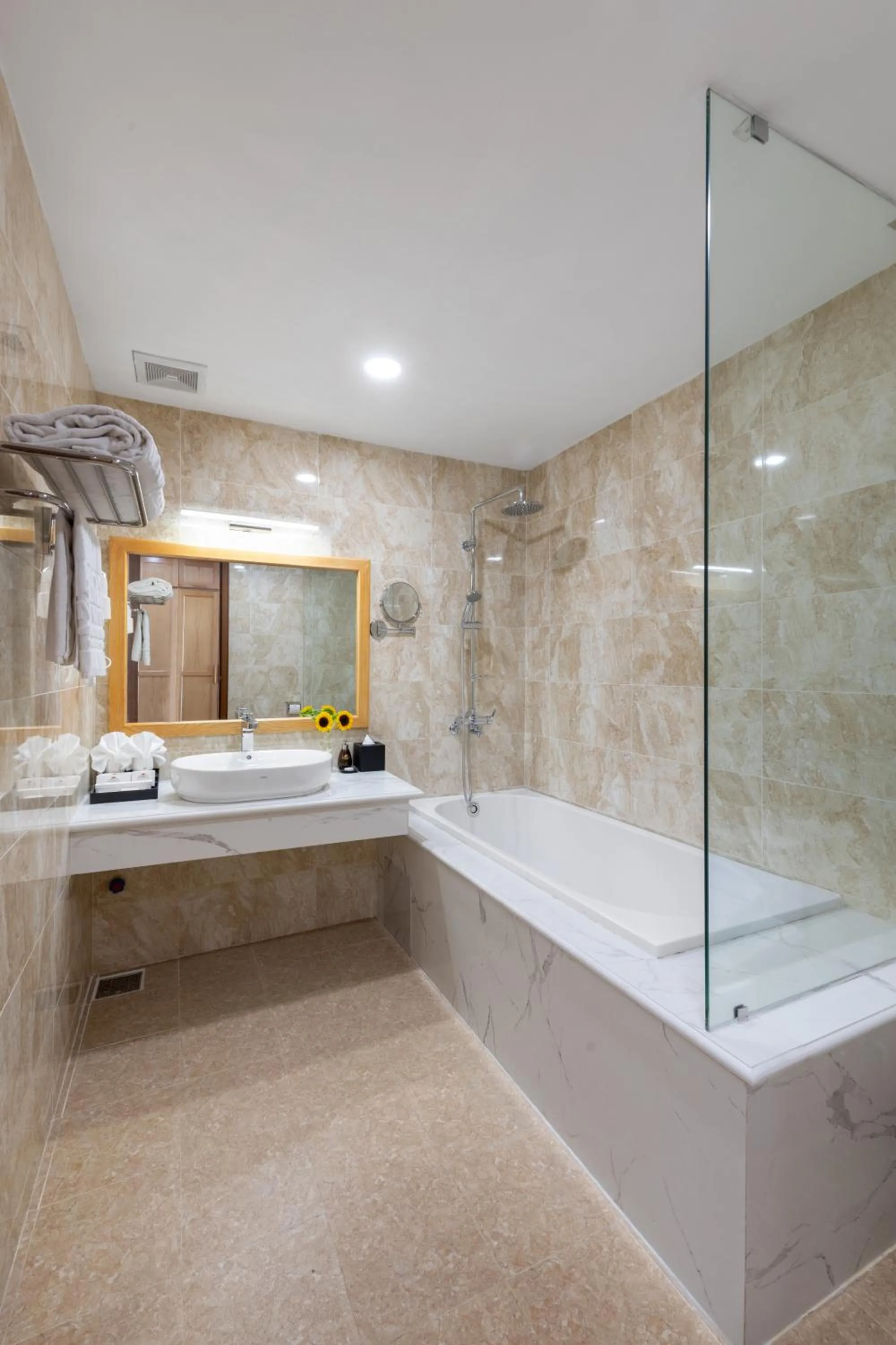 Sunflower Hotel & International Village