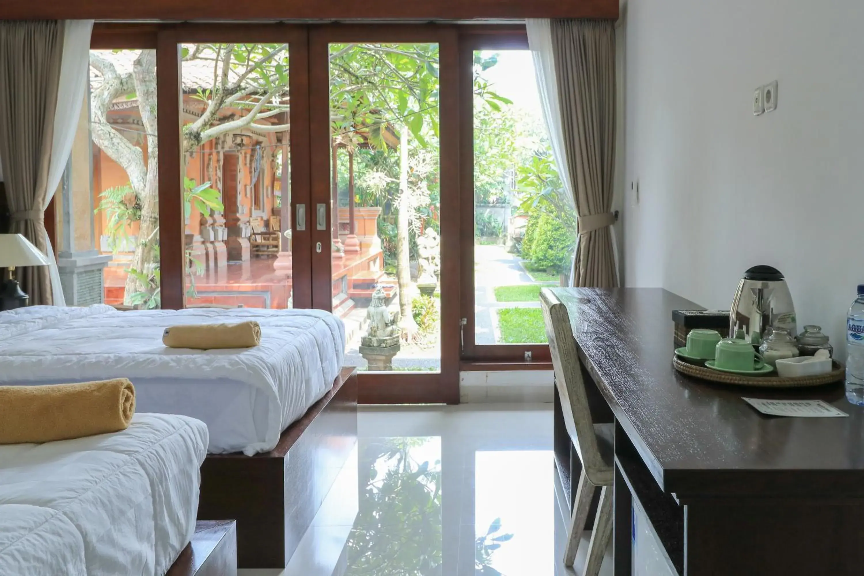 Property building, Bed in Yuliati House Ubud Property building, Bed in Yuliati House Ubud