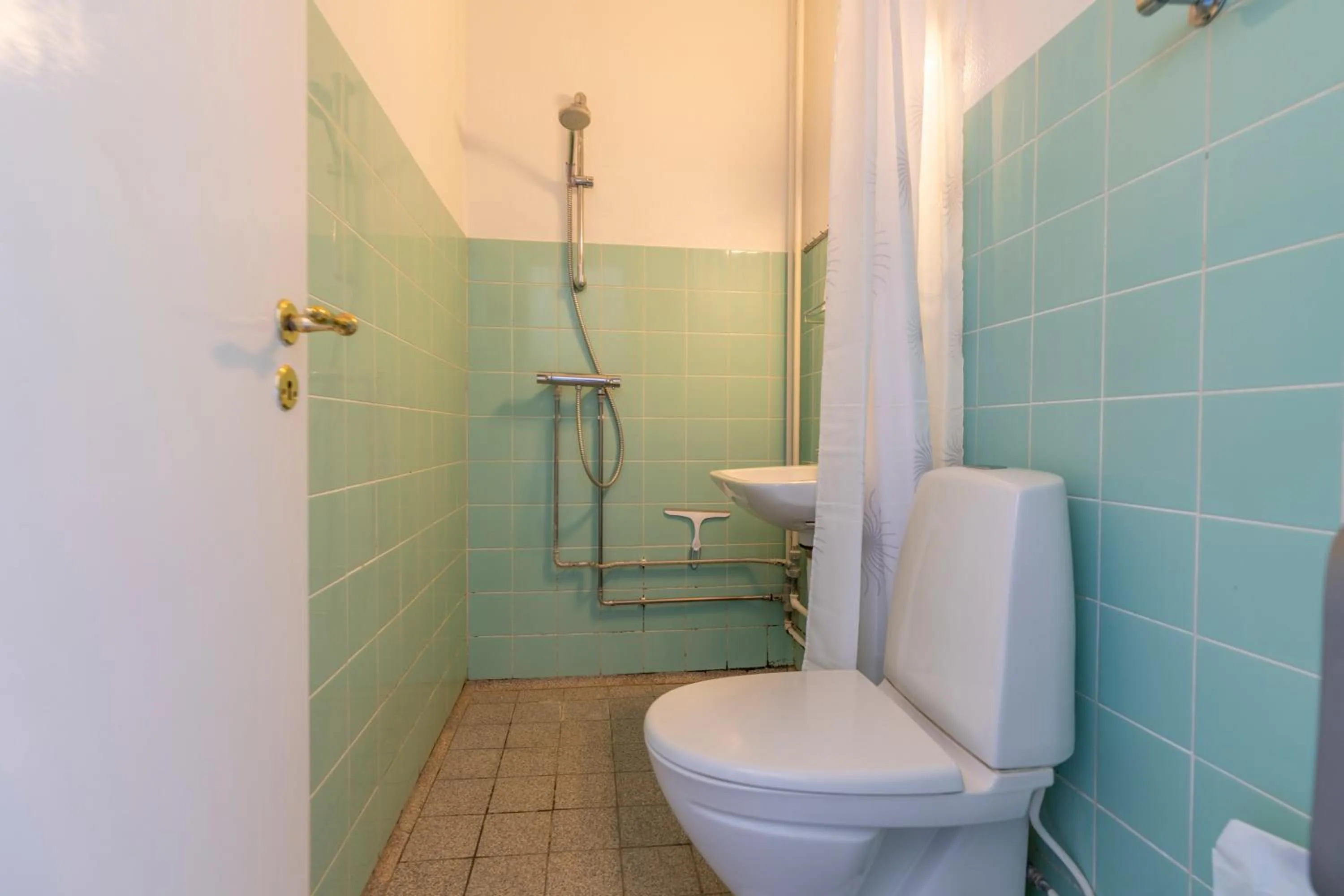 Shower in Hotel Postgaarden