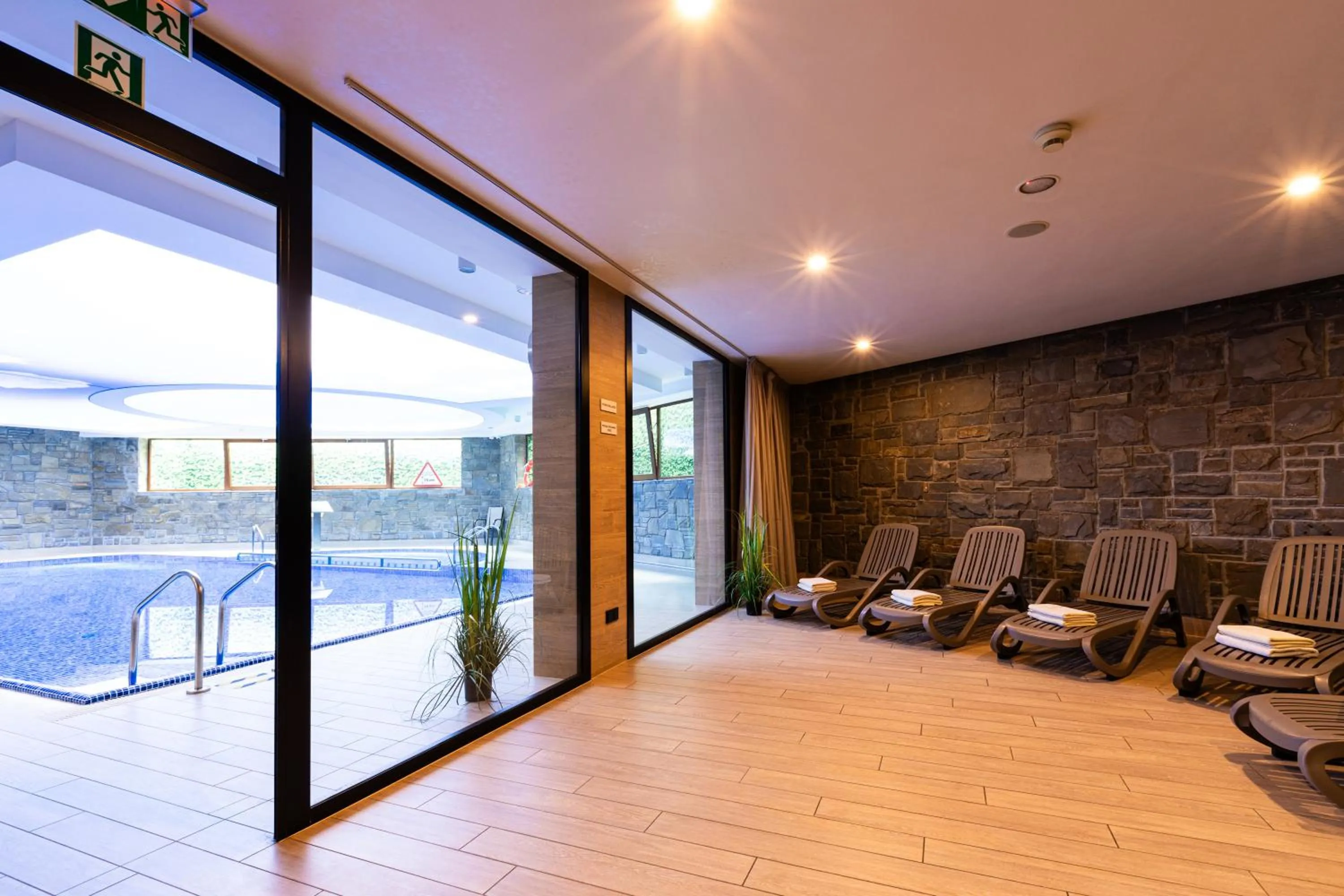 Swimming pool in Hotel Crocus