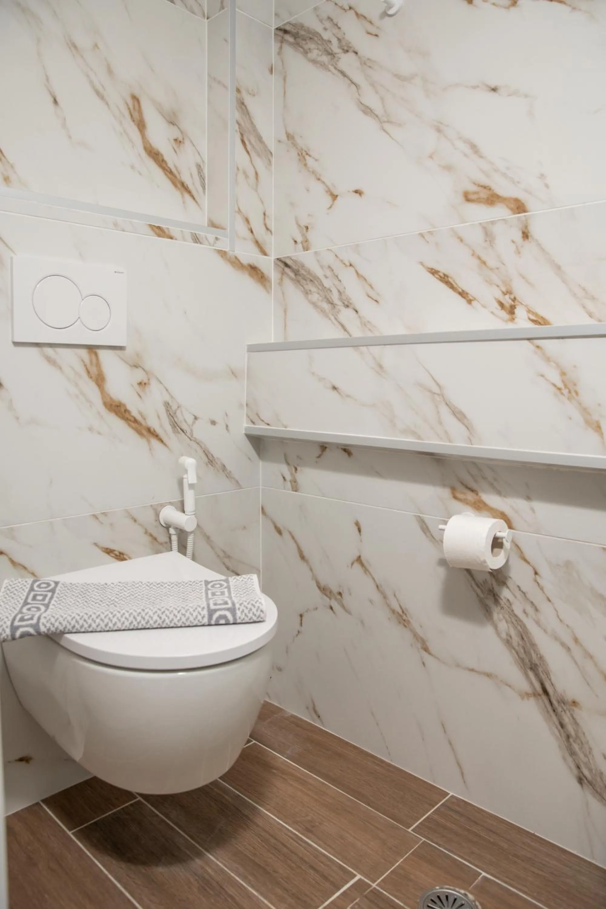 Toilet in TERRA FOS NAXOS STUDIOS