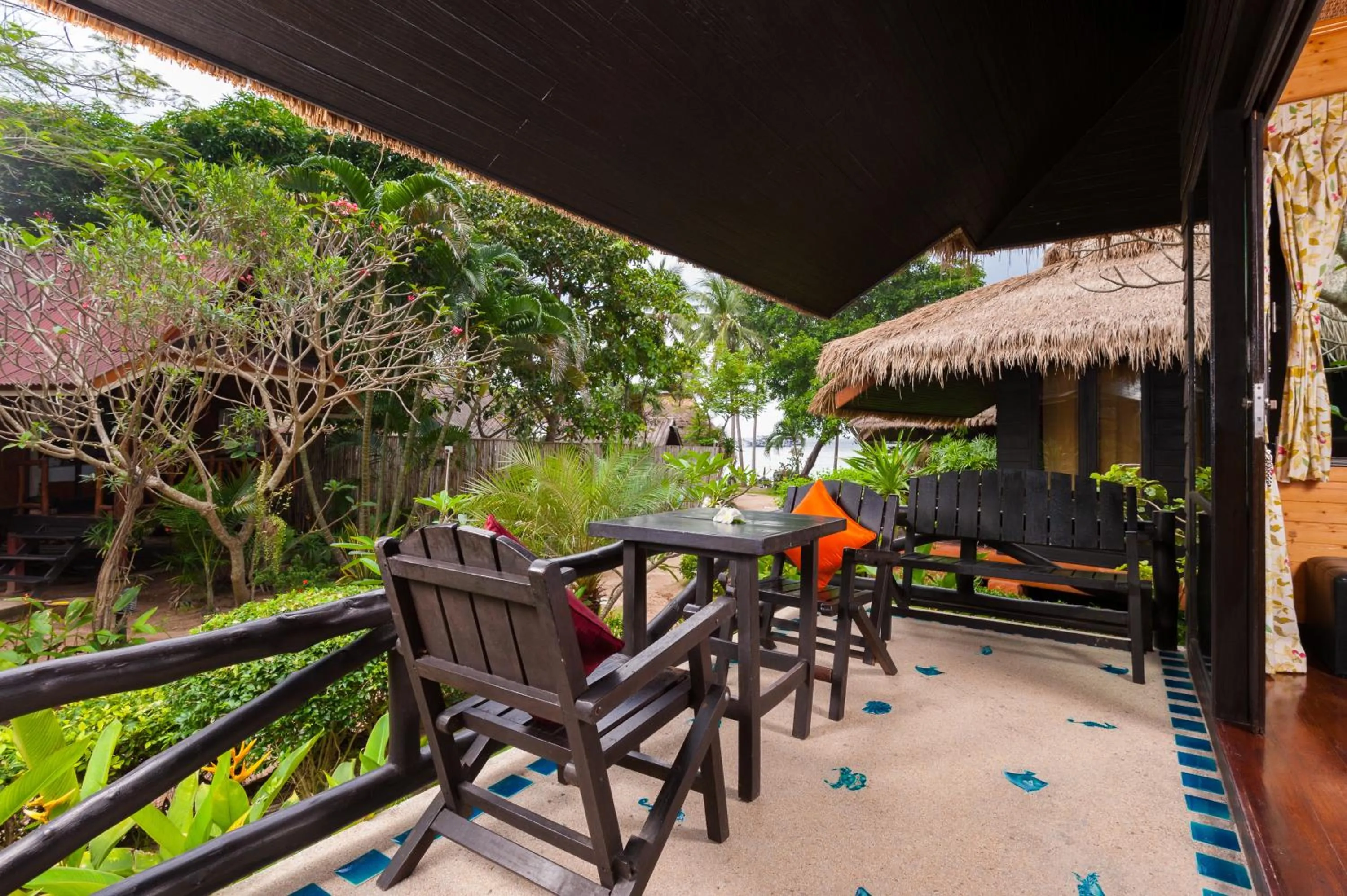 Balcony/Terrace in Palm Leaf Resort Koh Tao