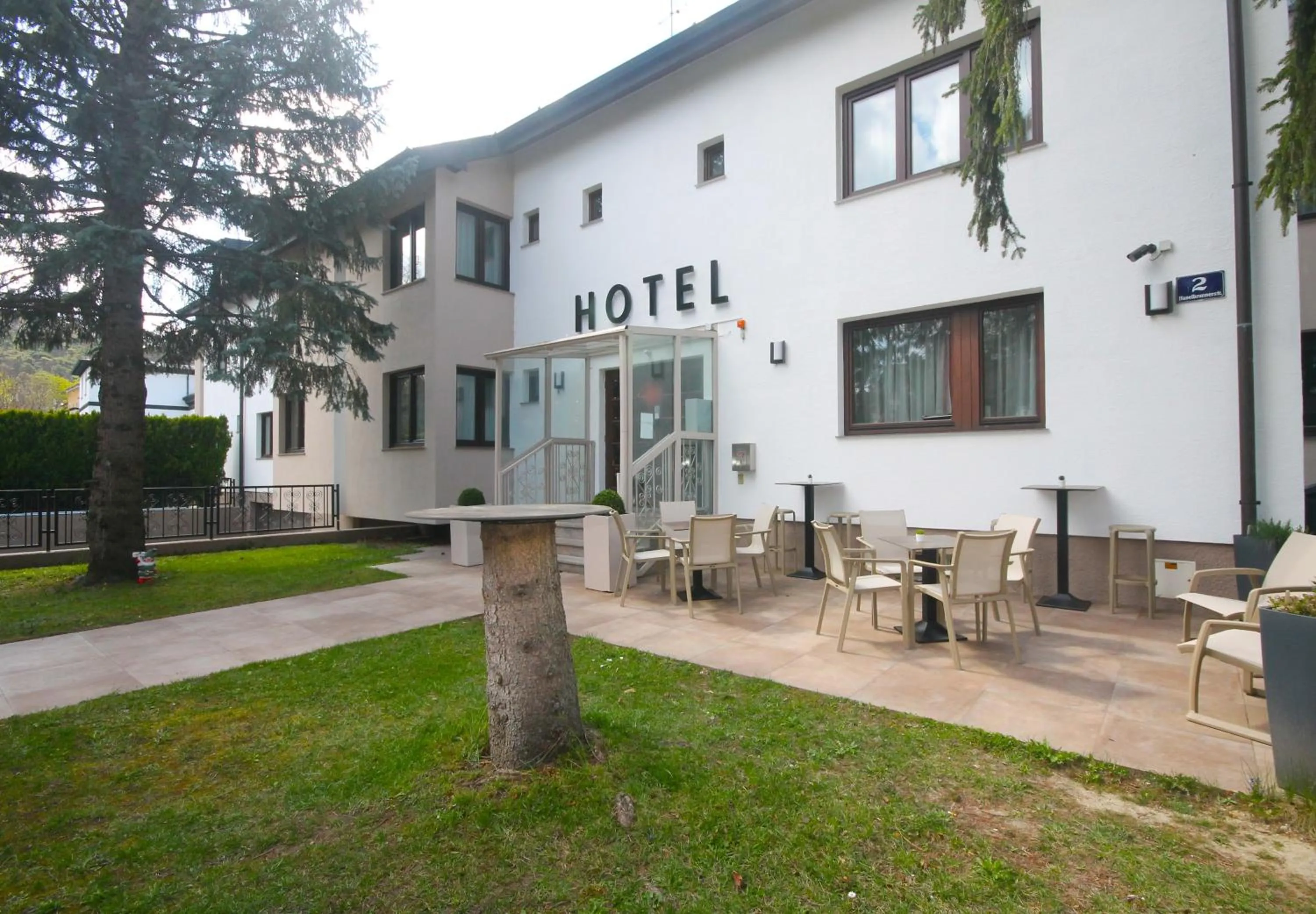 Property building in Hotel Altmann