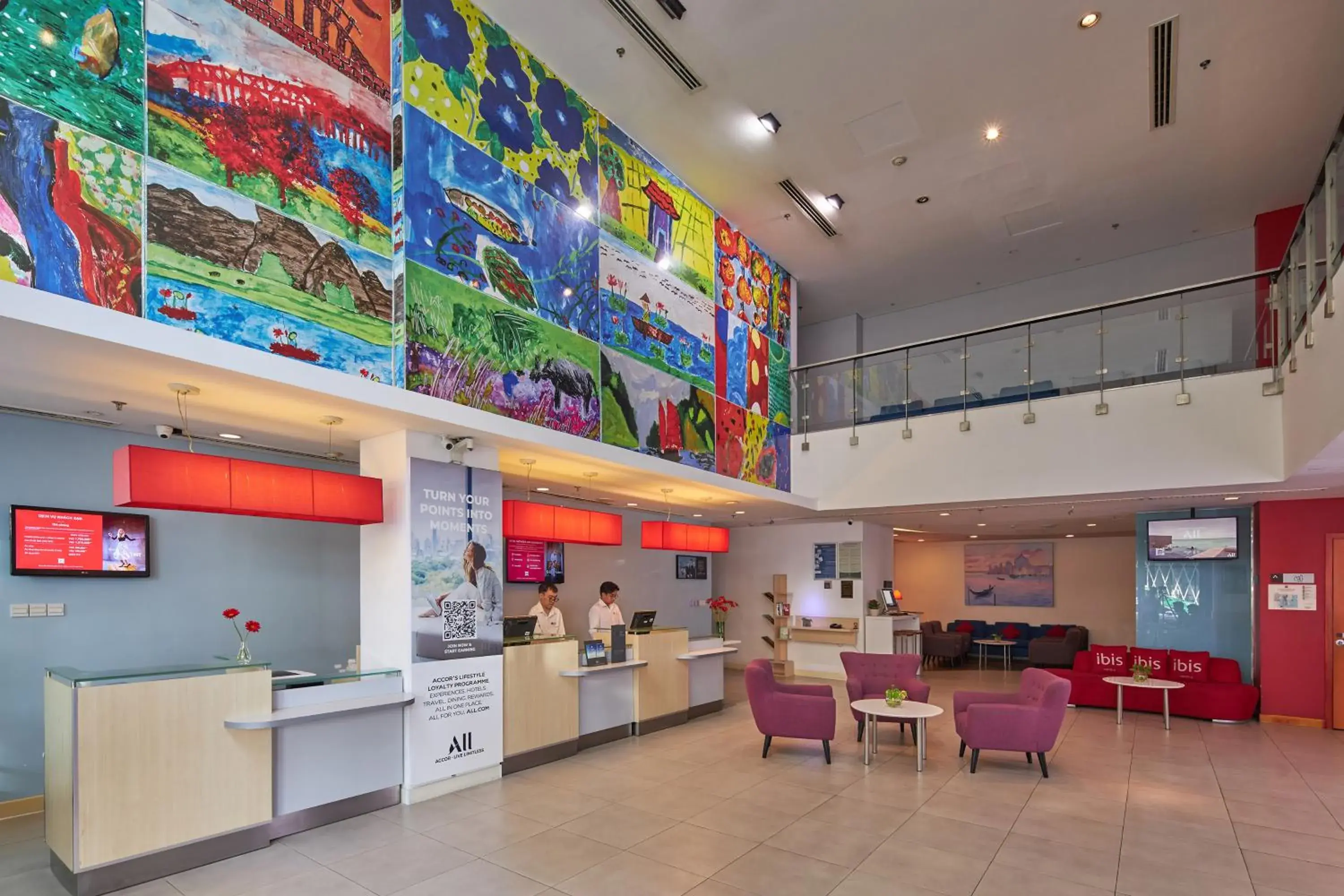 Lobby or reception in Ibis Saigon South Lobby or reception in Ibis Saigon South