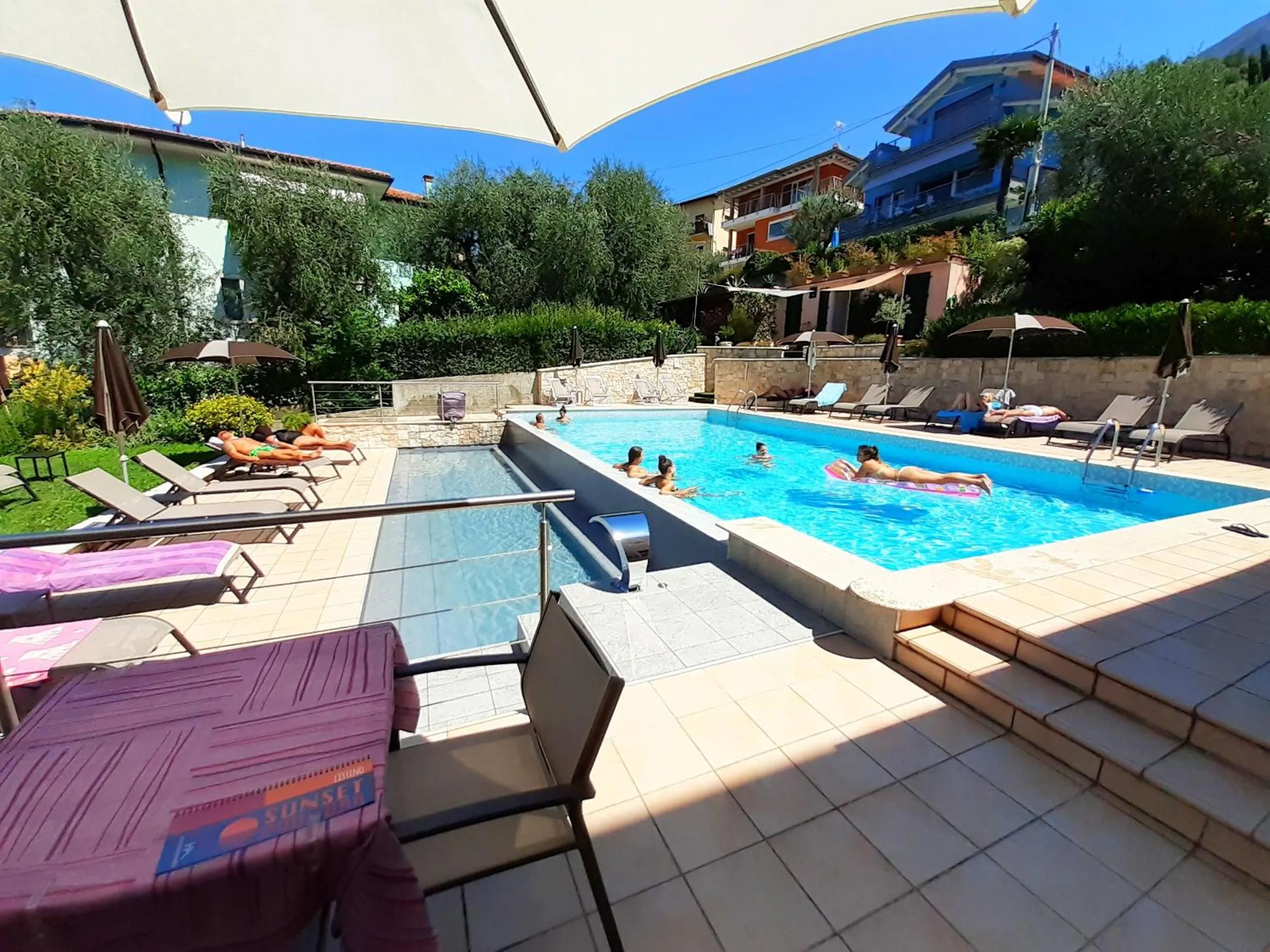 Swimming pool in Hotel Antonella