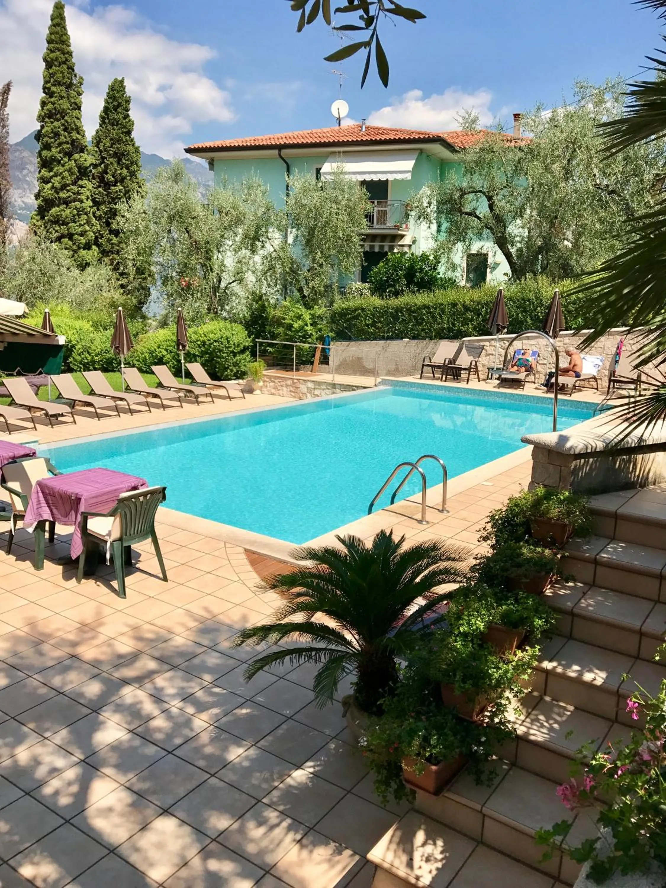 Restaurant/places to eat in Hotel Antonella