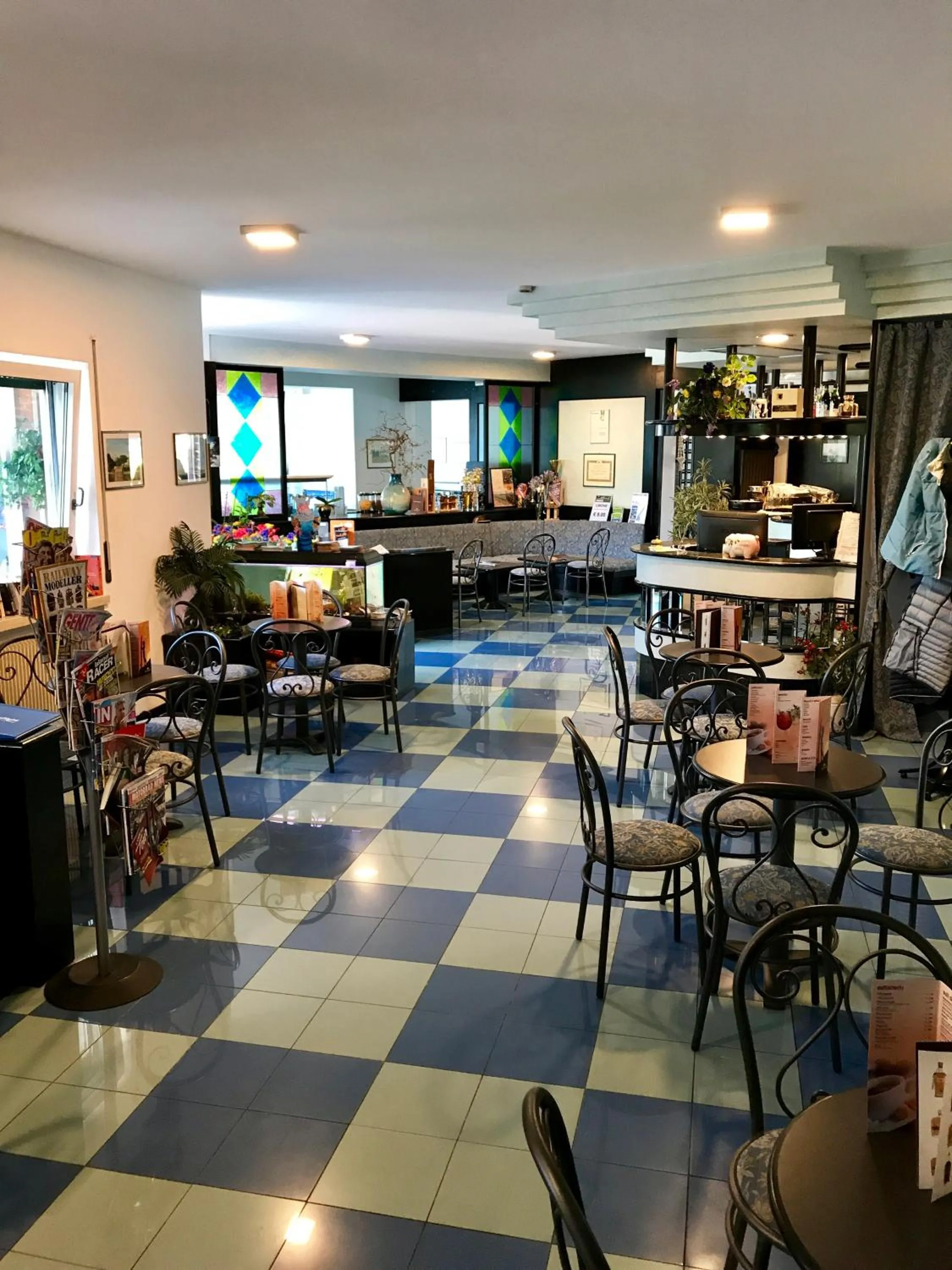 Communal lounge/ TV room in Hotel Antonella