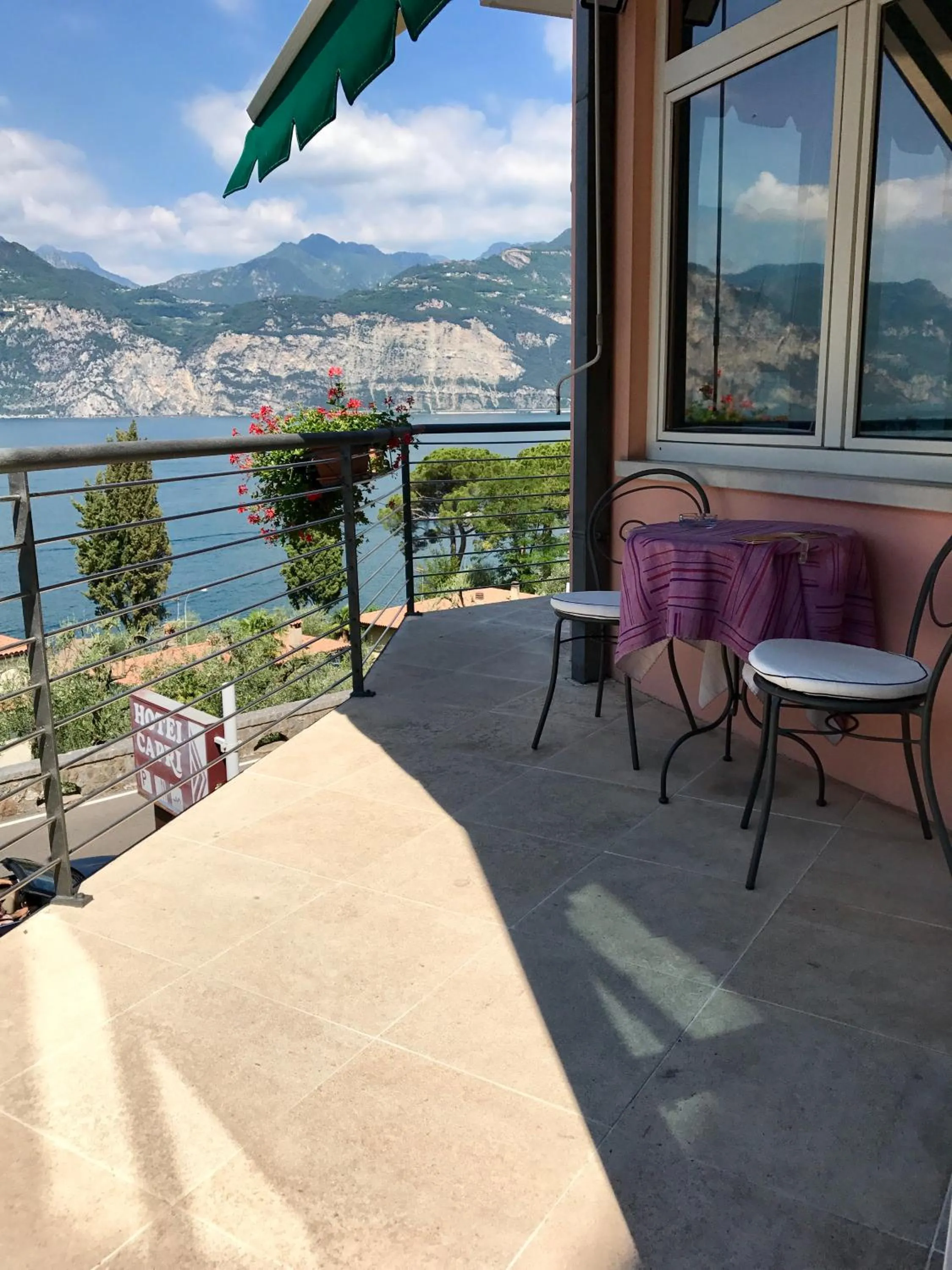 Restaurant/places to eat in Hotel Antonella