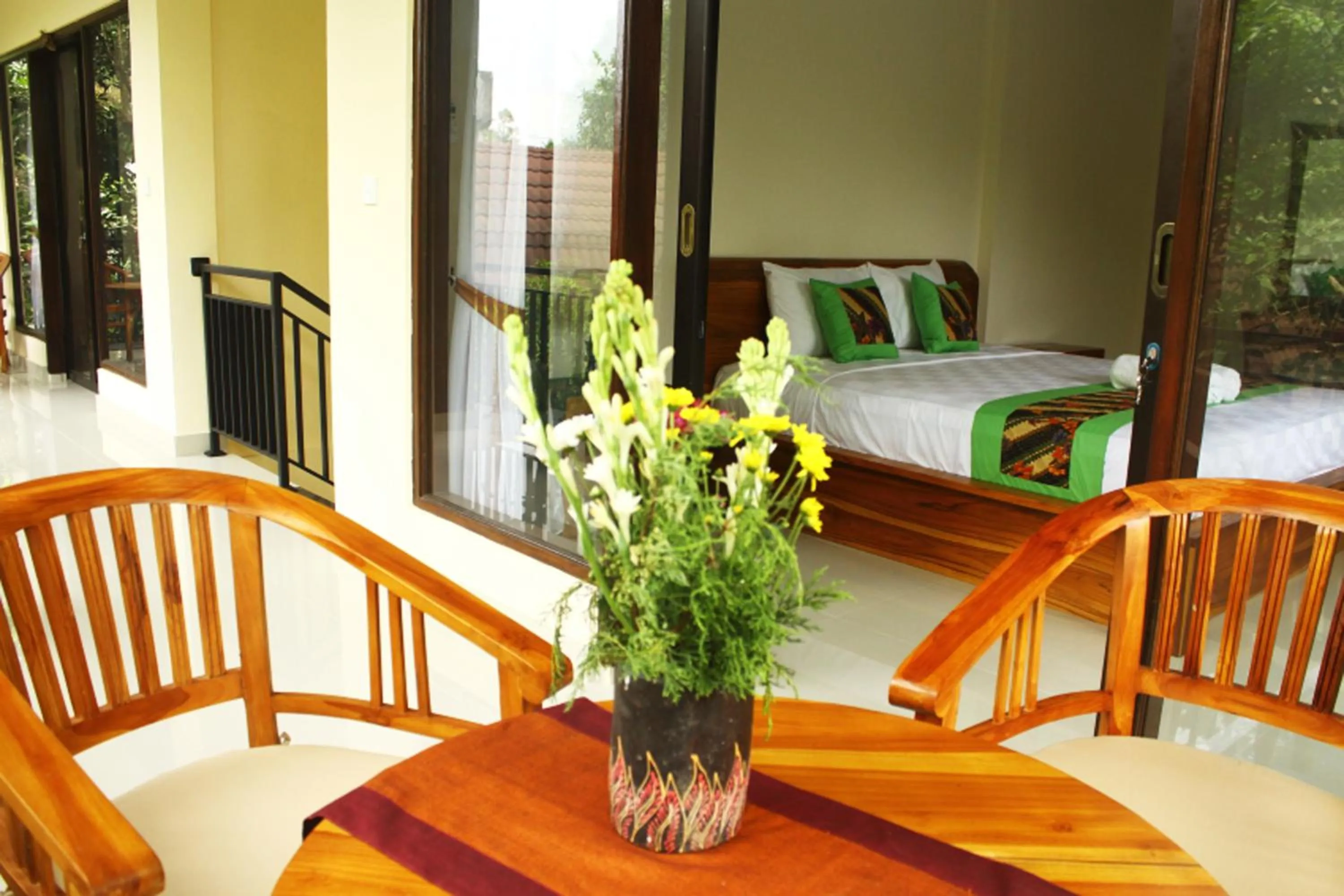 Balcony/Terrace, Bed in Pondok Bambu Homestay