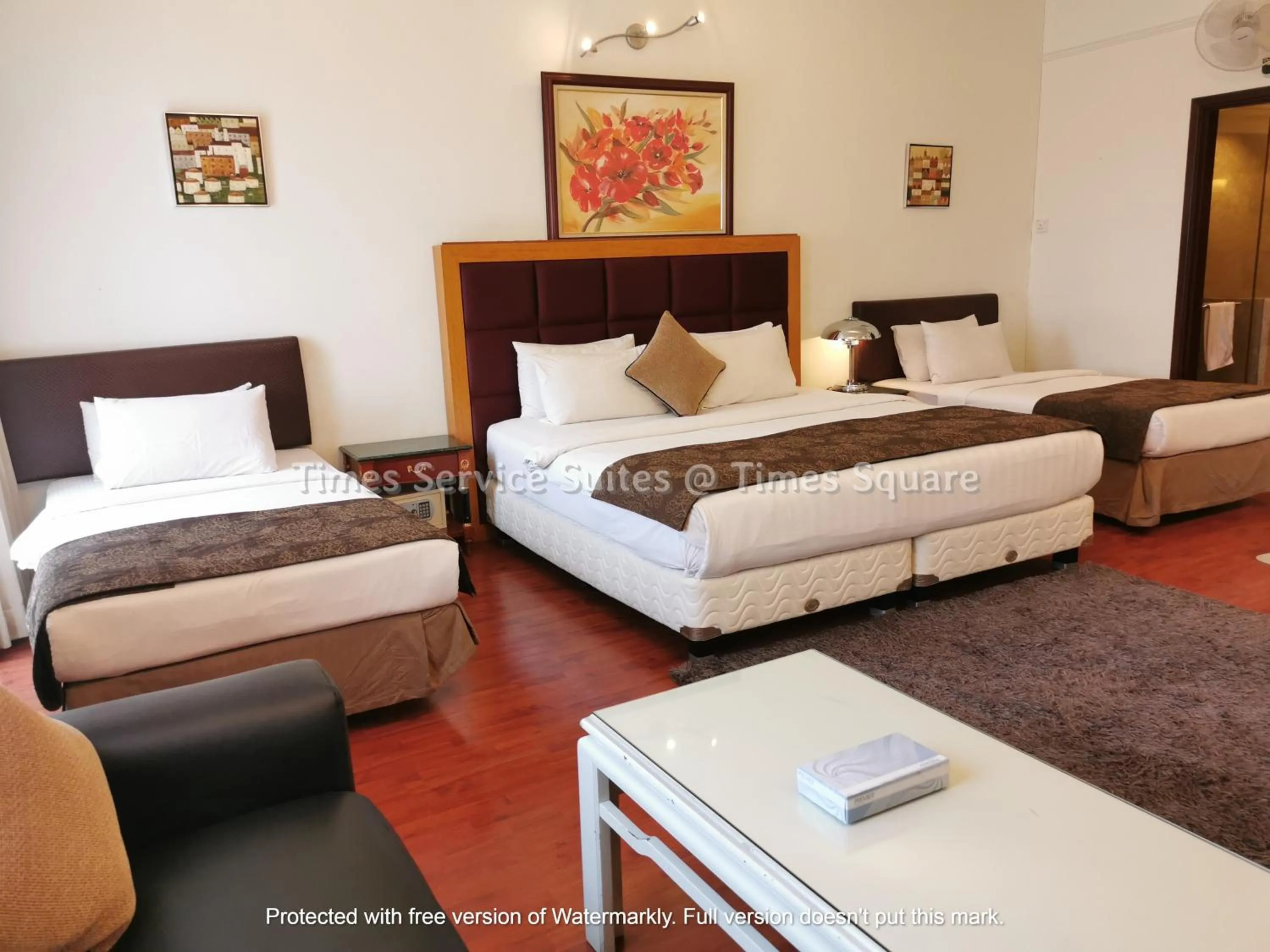 Bathroom, Bed in Times Service Suites @ Times Square