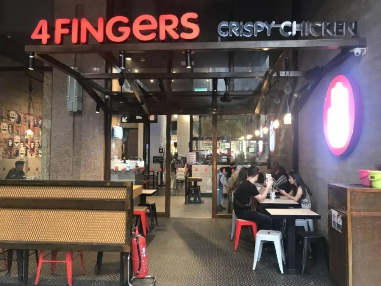 Restaurant/places to eat in Times Service Suites @ Times Square Restaurant/places to eat in Times Service Suites @ Times Square