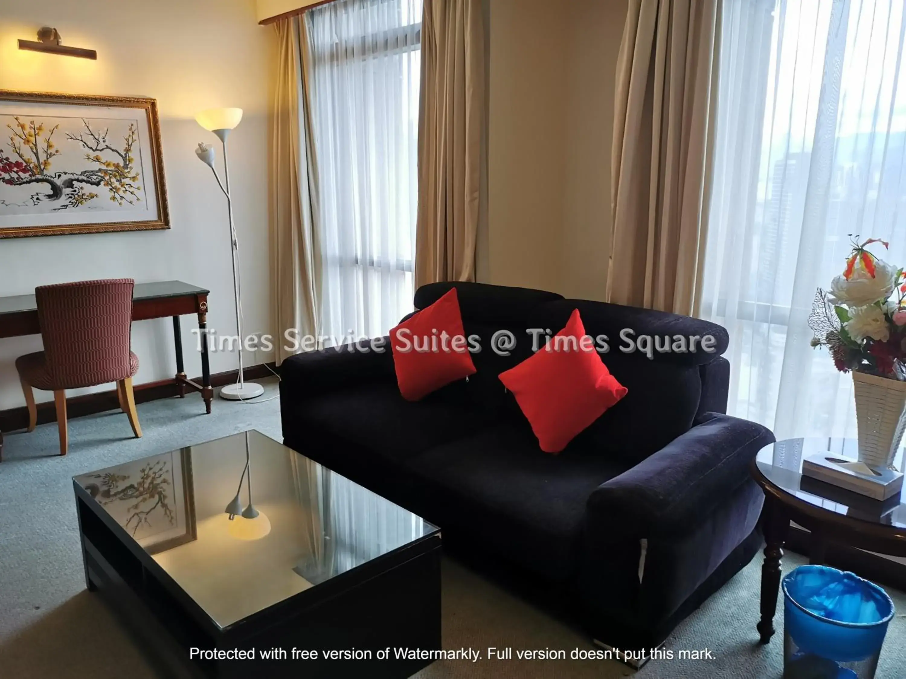 Standard Suite in Times Service Suites @ Times Square Standard Suite in Times Service Suites @ Times Square