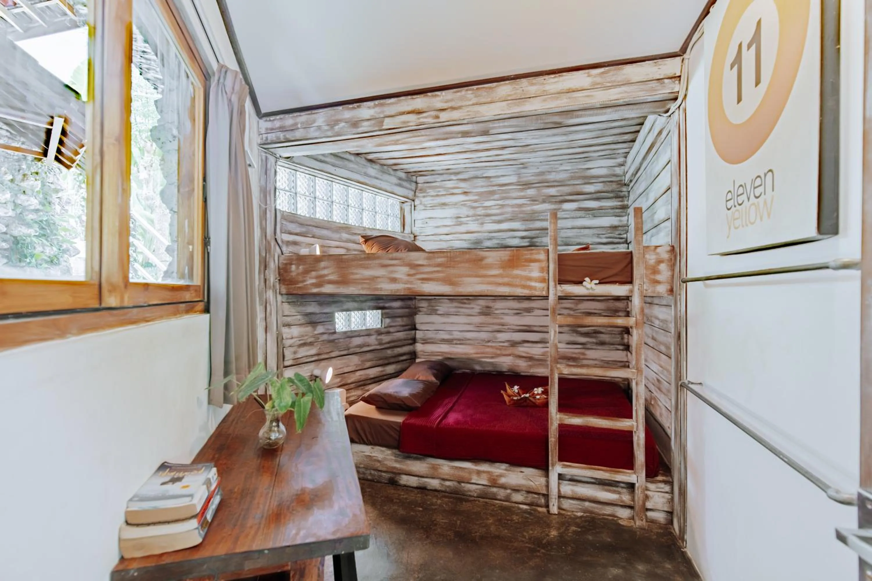 Photo of the whole room in The Onion Collective