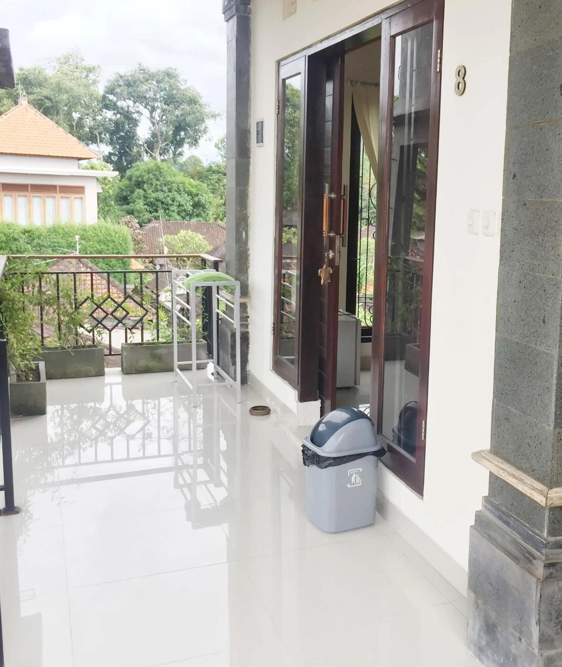 Balcony/Terrace in Bagus Homestay
