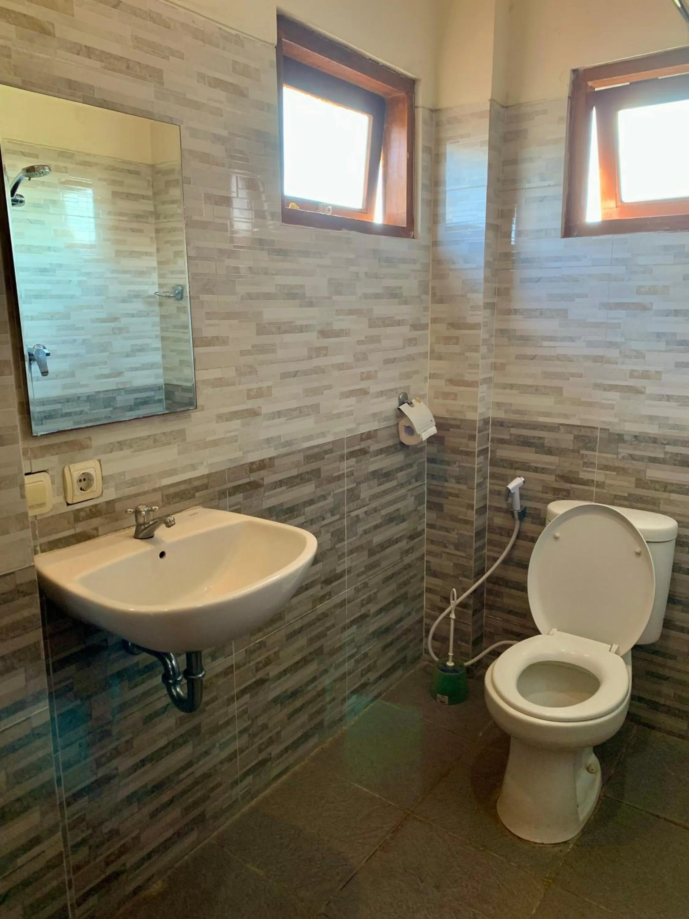 Bathroom in Bagus Homestay