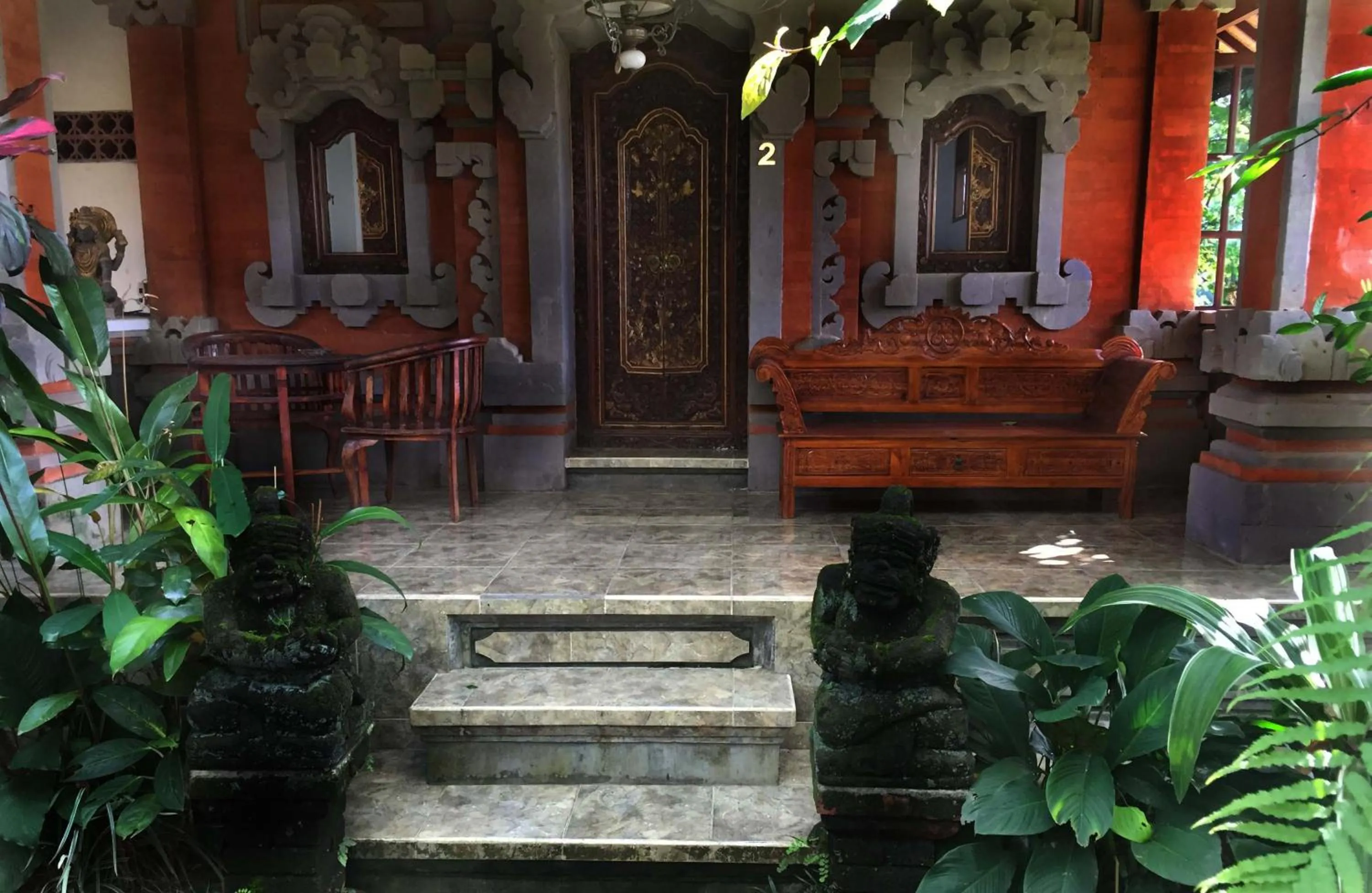 Property building in Bagus Homestay