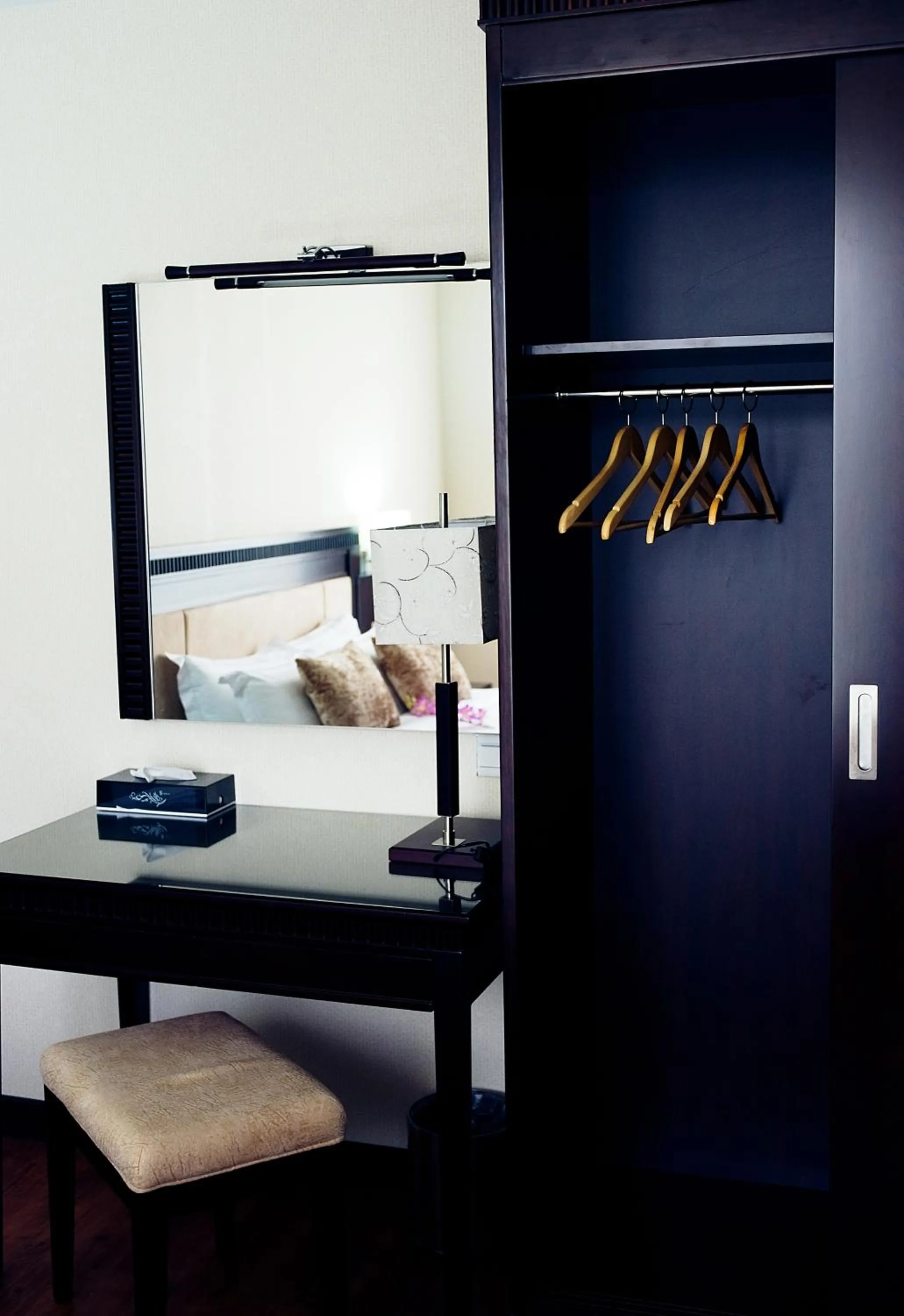 wardrobe, Bed in Hotel S Damansara