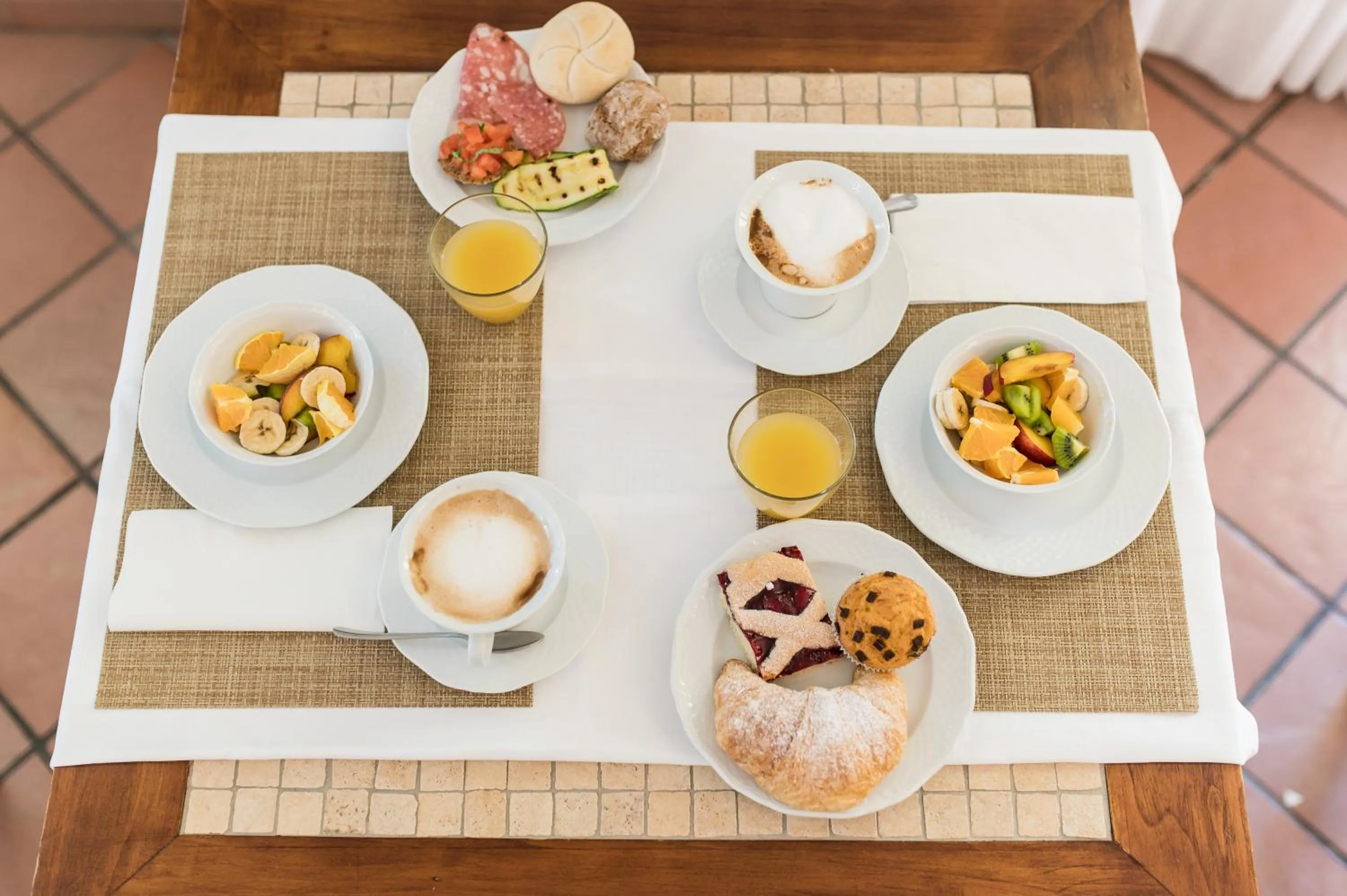 Italian breakfast in Hotel San Michele