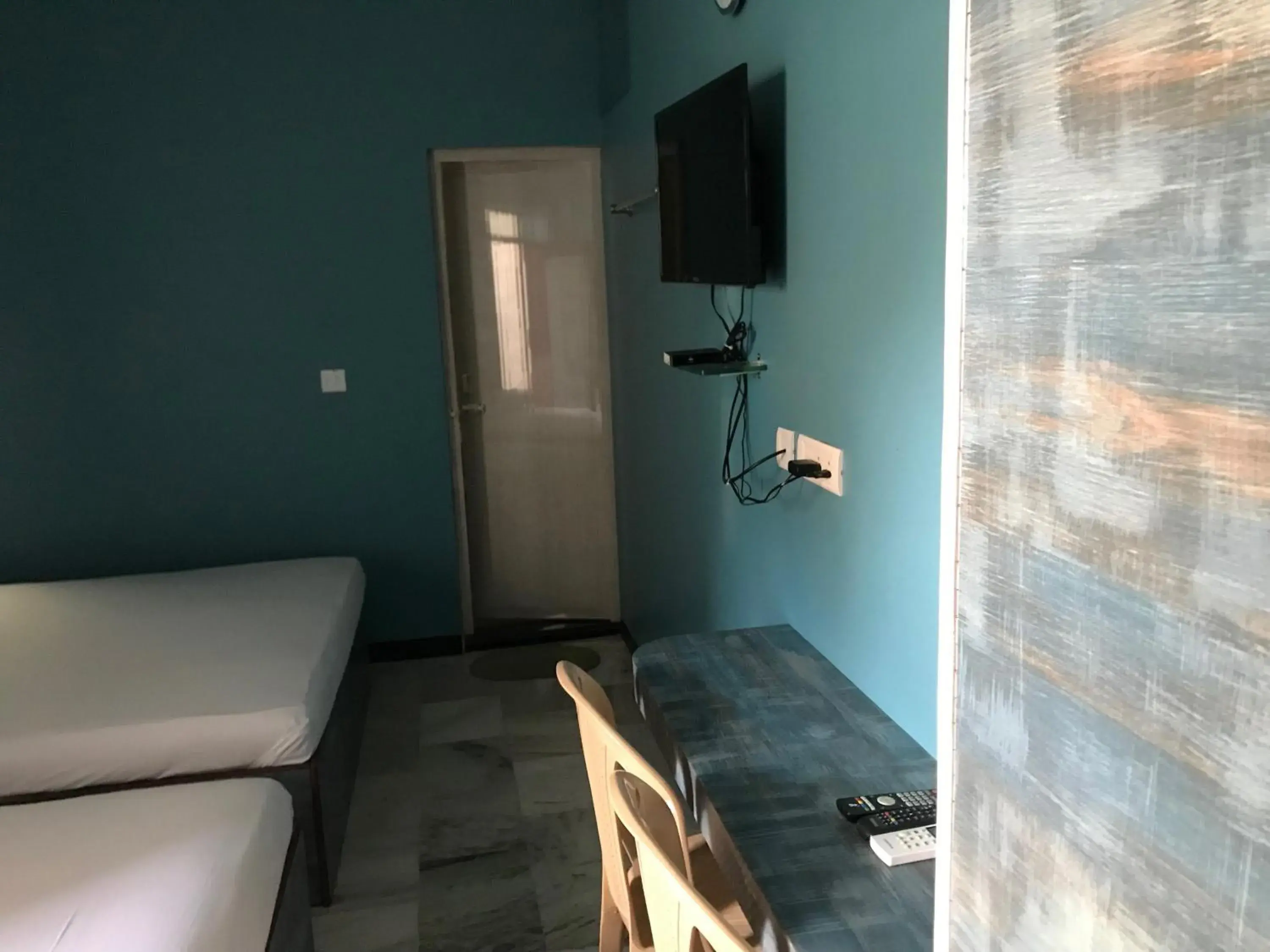 Bed in SM MANSION near Harbour & High court Bed in SM MANSION near Harbour & High court