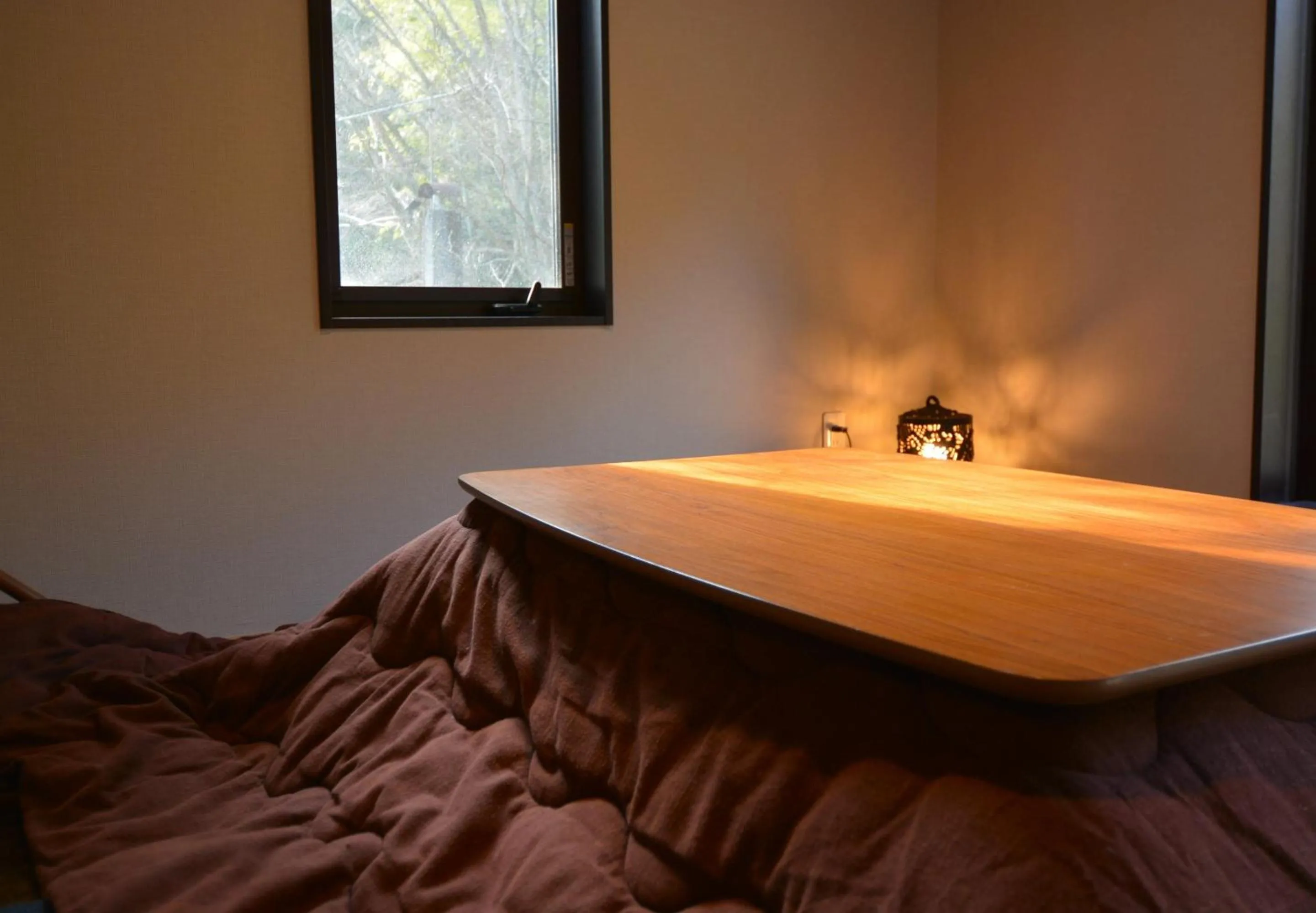 Communal lounge/ TV room, Bed in Hakone Mori No Yado
