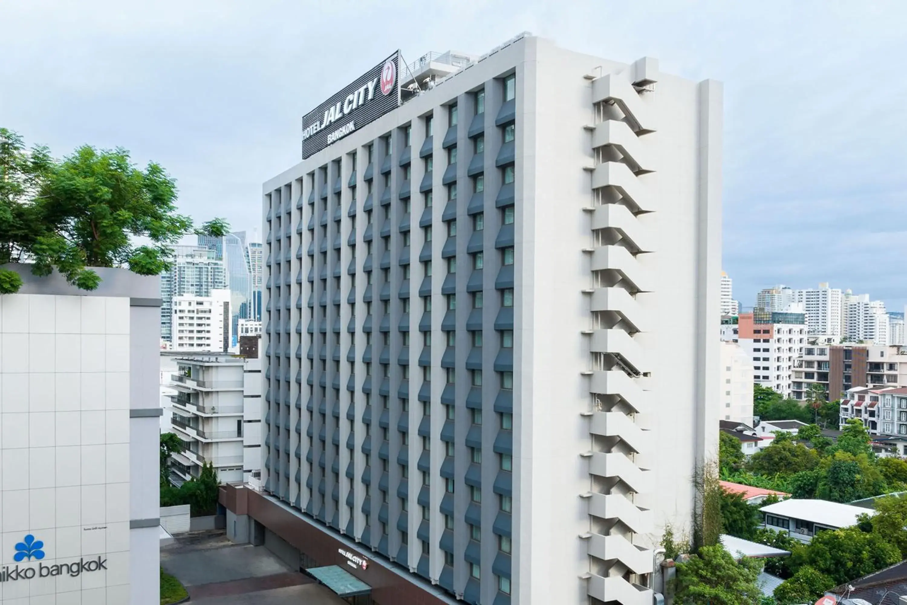 Property building in Hotel JAL City Bangkok Property building in Hotel JAL City Bangkok